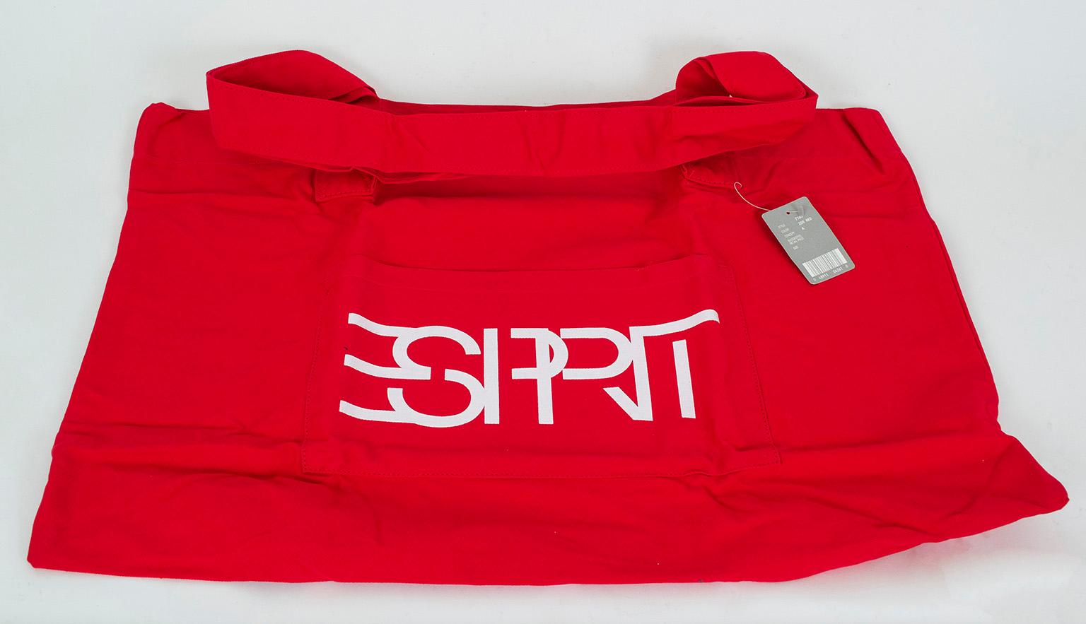 Gray New Red Esprit de Corps Oversize Canvas Shoulder Tote Bag, 22” – 1980s For Sale