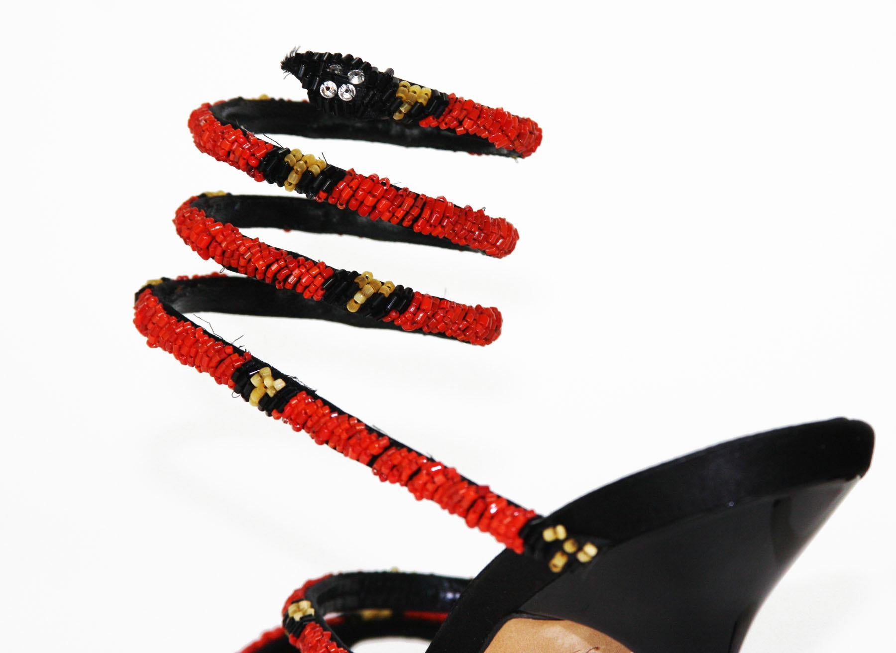 New Rene Caovilla Beaded Ankle-Wrap Black Red Shoes Sandals It. 39 - US 9 In New Condition In Montgomery, TX