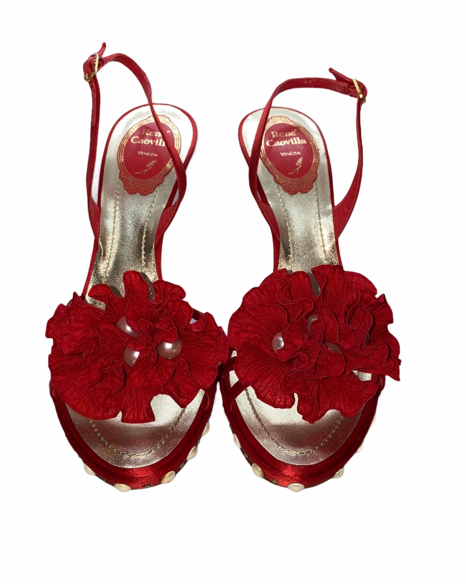 NEW René Caovilla Floral Flower High Heel Sandals with Faux Pearl Trimmings 38 For Sale 4