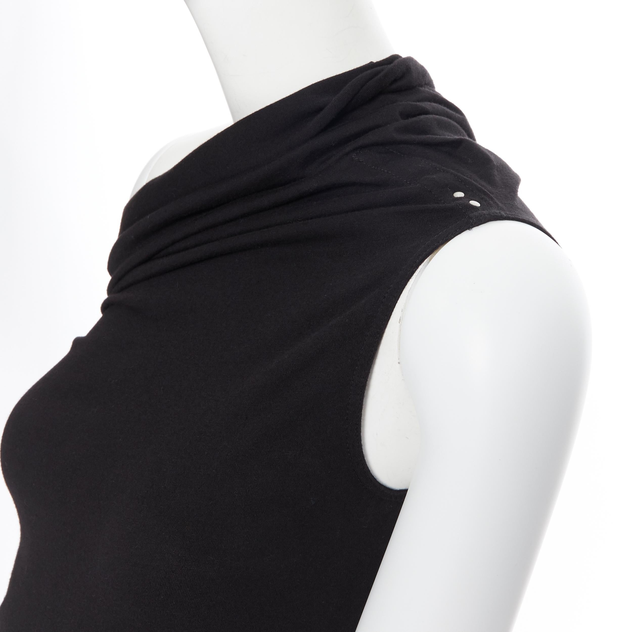 new RICK OWENS AW18 Sisyphus black cotton asymmetric one shoulder top IT40 S
Brand: Rick Owens
Designer: Rick Owens
Collection: Fall Winter 2018
Model Name / Style: One shoulder top
Material: Cotton
Color: Black
Pattern: Solid
Extra Detail: Stretch