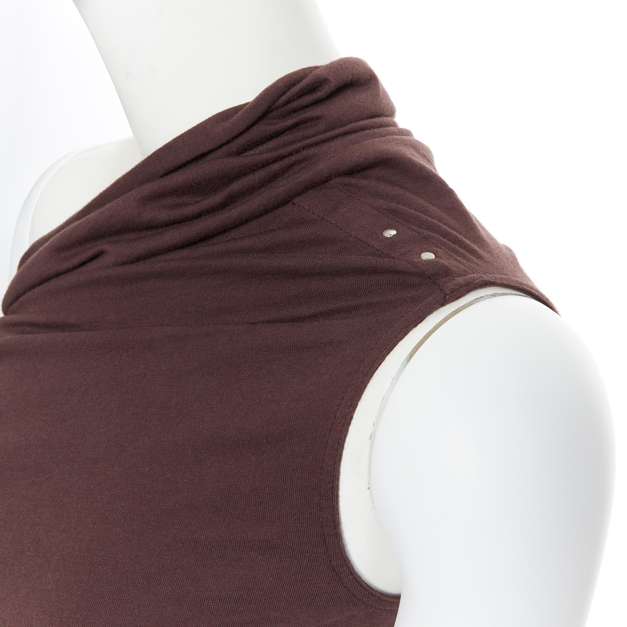 new RICK OWENS AW18 Sisyphus Runway raisin cotton studded one shoulder top IT38
Brand: Rick Owens
Designer: Rick Owens
Collection: AW18
Model Name / Style: One shoulder top
Material: Cotton
Color: Brown
Pattern: Solid
Extra Detail: Rusched neckline.
