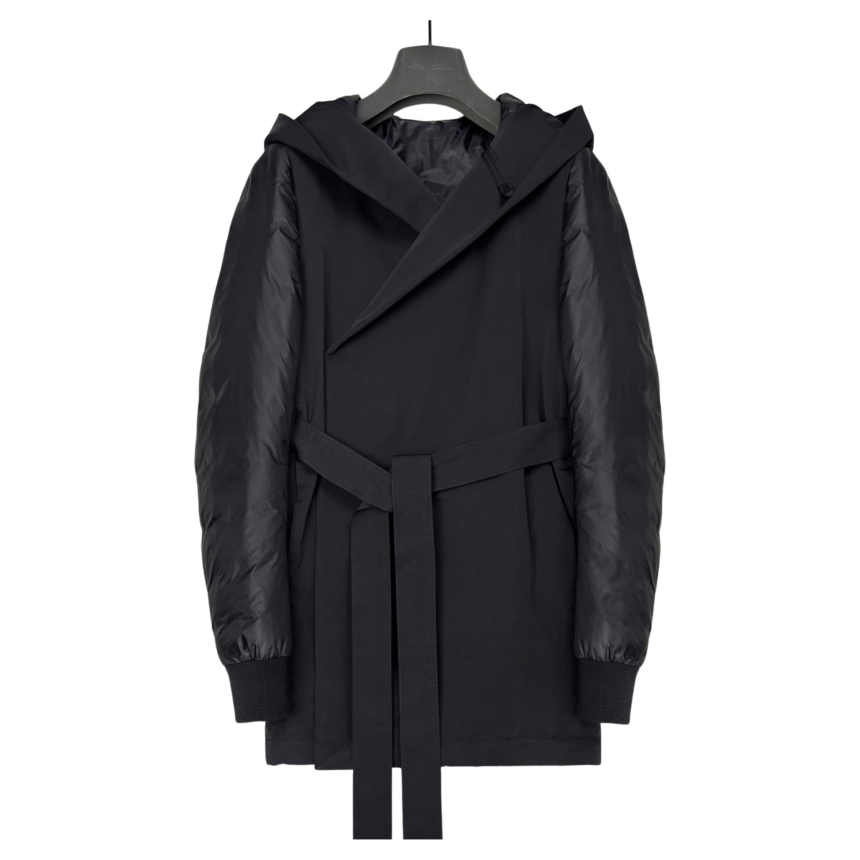 Nuova collezione in passerella di cappotti in piuma d'oca di Rick Owens: Plinto A/I 2013 in vendita