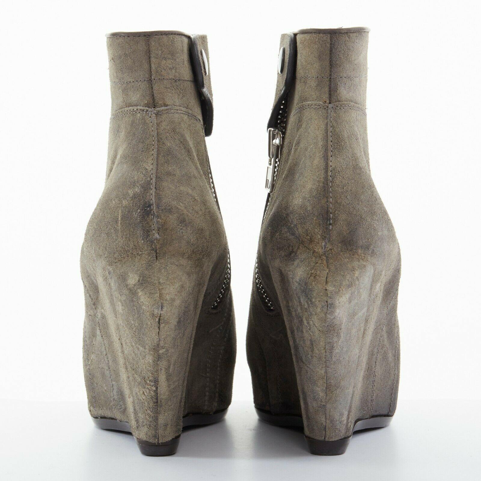 new RICK OWENS grey distressed leather angular sculpted wedge bootie heel EU40 In Good Condition In Hong Kong, NT