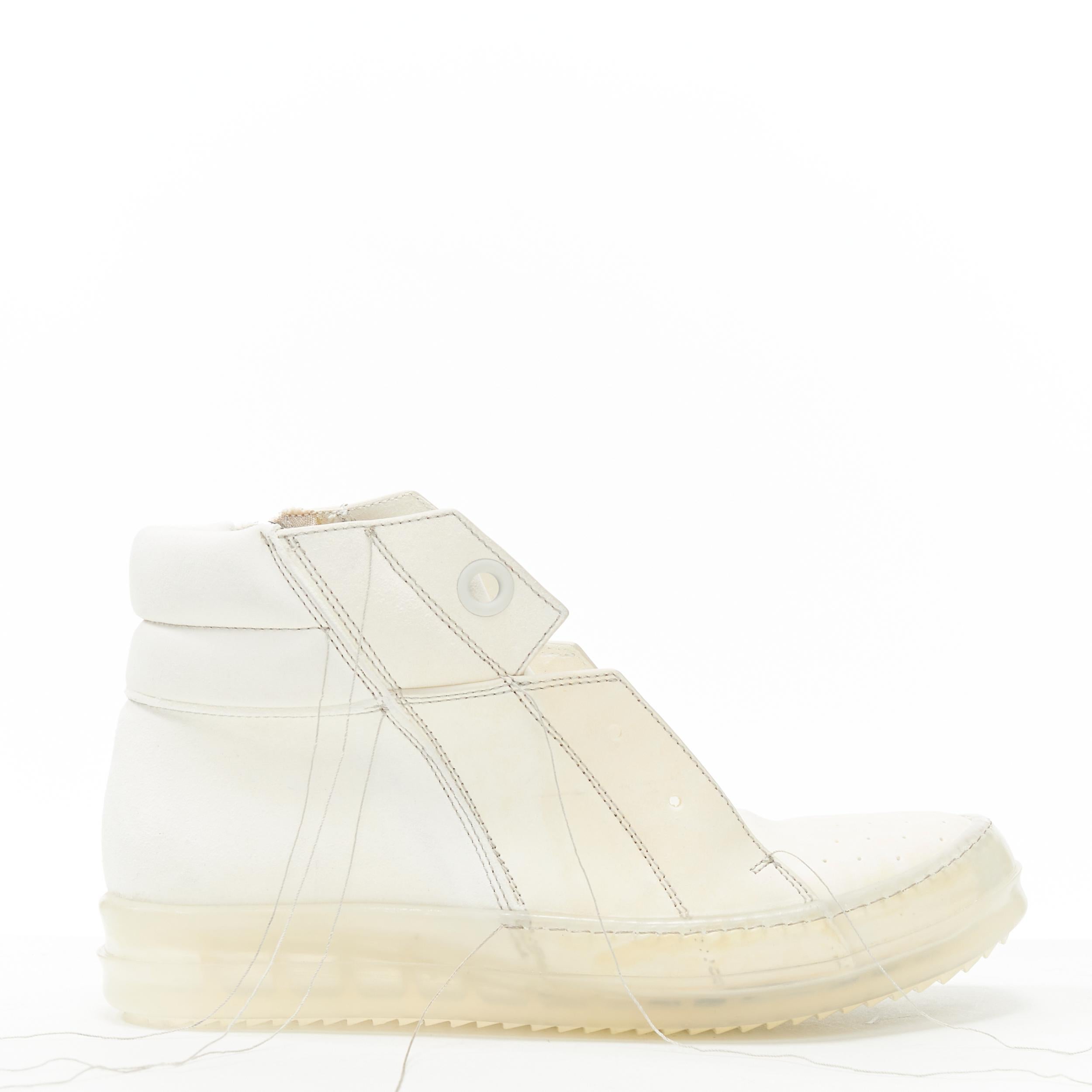 new RICK OWENS Island Dunk long thread distressed milk clear sole dunk EU36.5 
Reference: TGAS/B01170 
Brand: Rick Owens 
Designer: Rick Owens 
Model: Island Dunk Milk 
Material: Leather 
Color: White 
Pattern: Solid 
Closure: Lace Up 
Extra Detail: