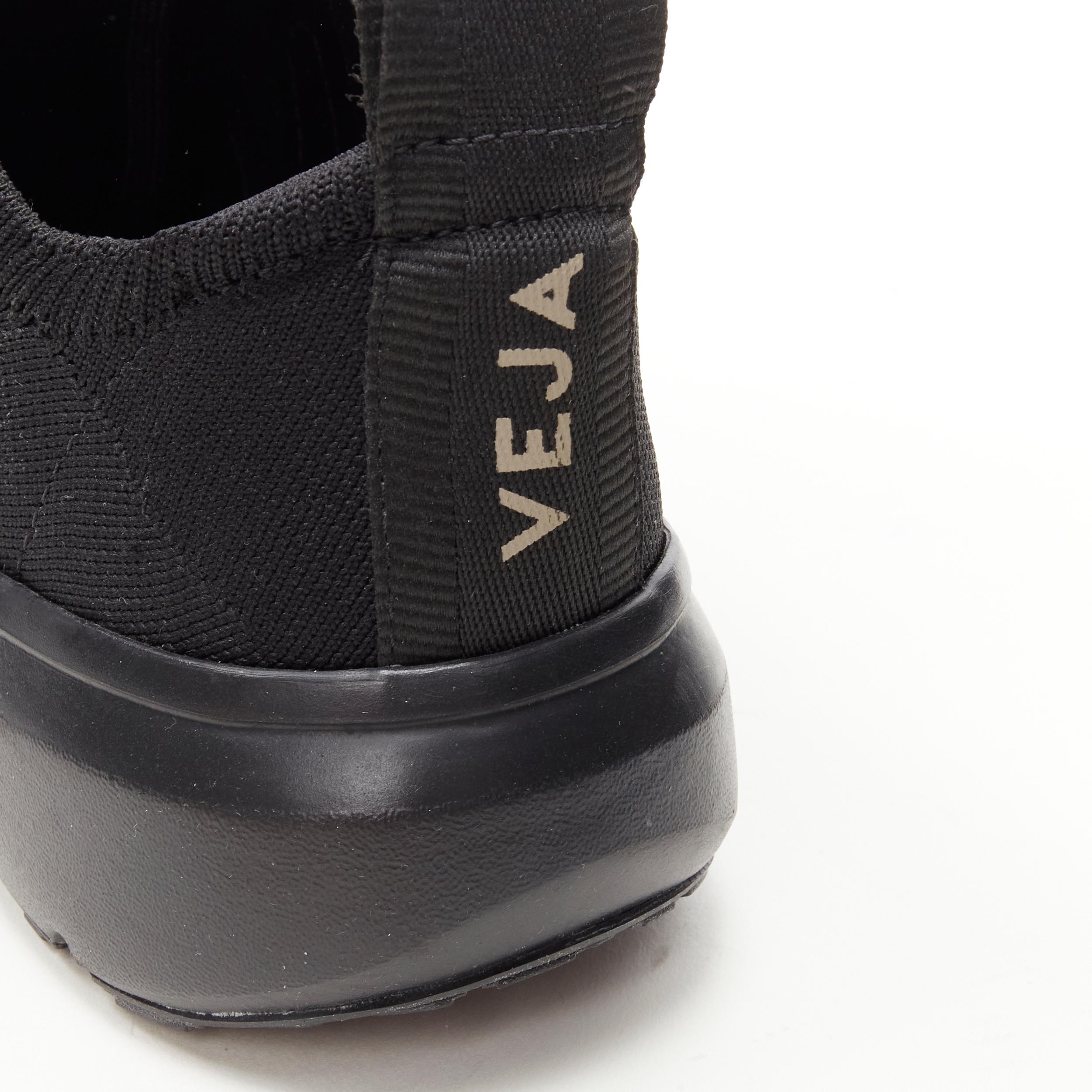 new RICK OWENS VEJA Runner Style 2 V-Knit Black sneaker EU41 en vente 3