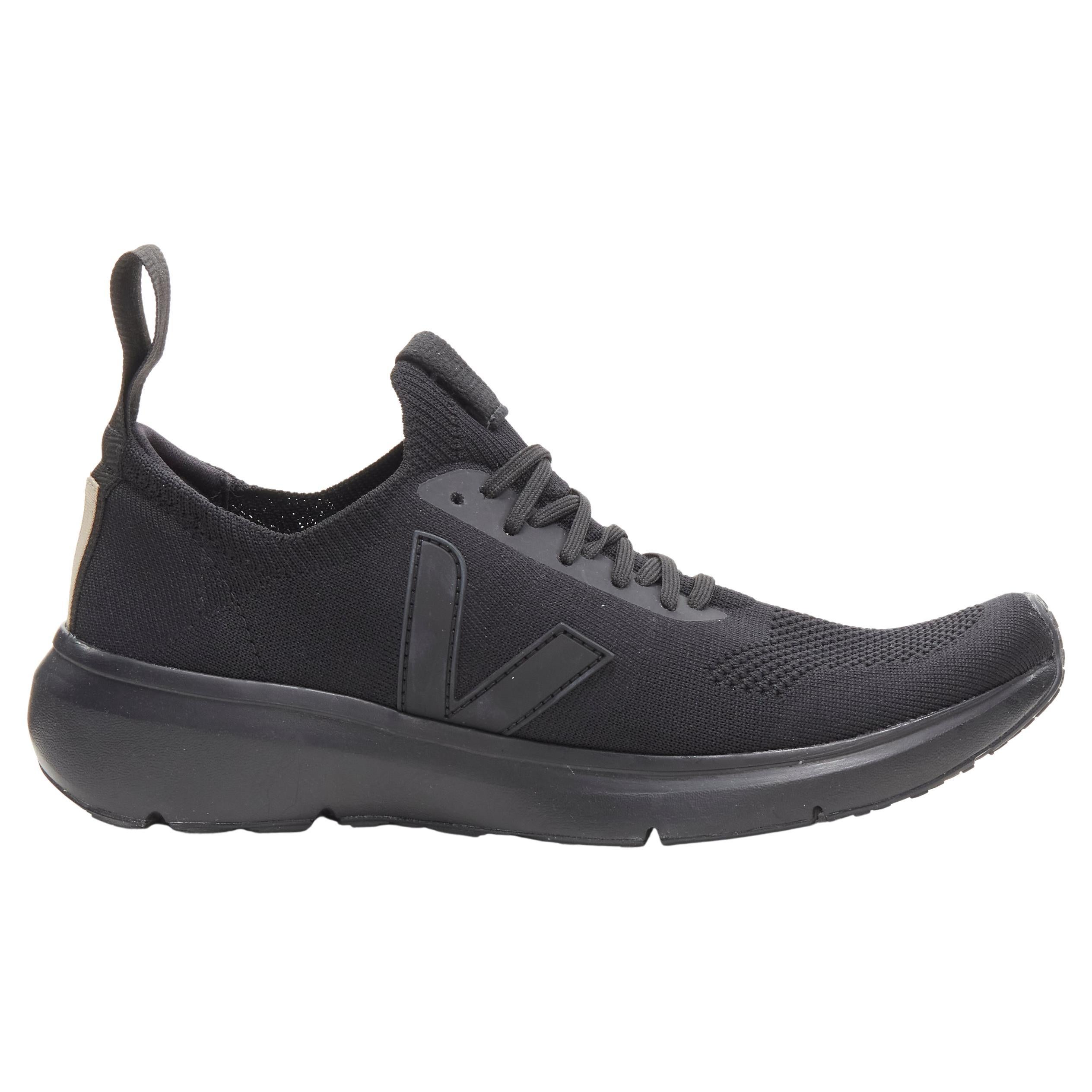 new RICK OWENS VEJA Runner Style 2 V-Knit Black sneaker EU41 For Sale