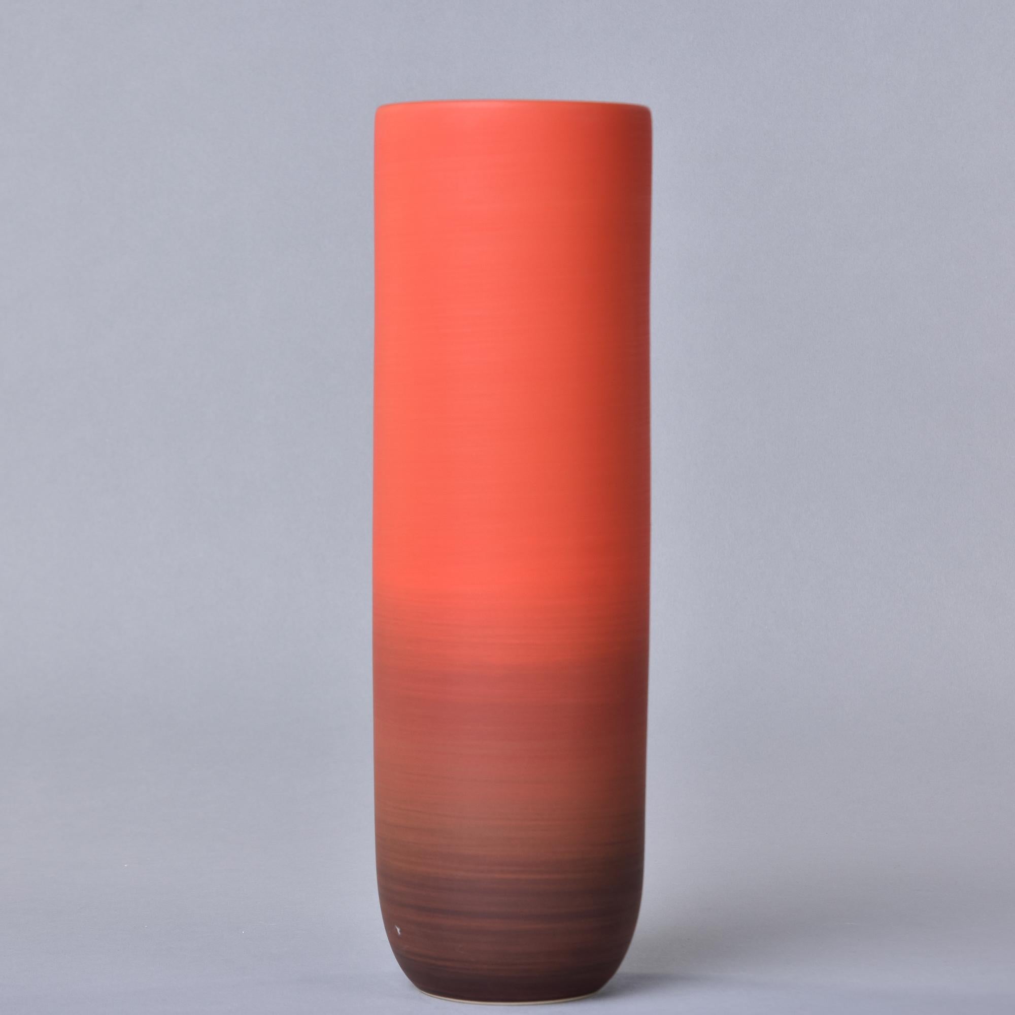 New Rina Menardi Canna 2 Vase in Poppy Glaze In New Condition For Sale In Troy, MI