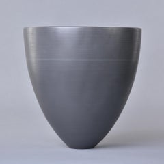 Nouveau bol ou vase en forme de coupe en graphite Rina Menardi