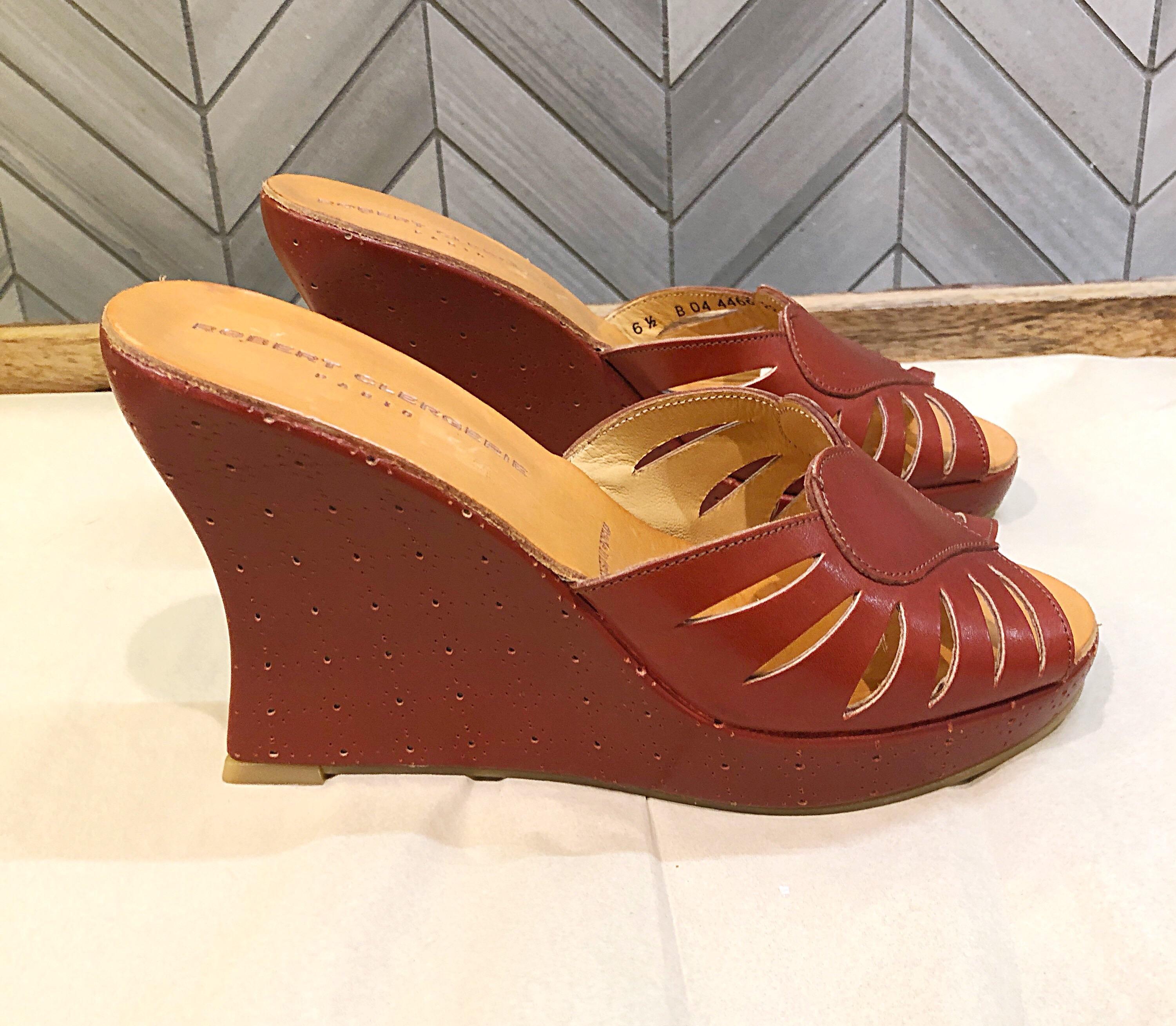 New Robert Clergerie Size 6.5 1990s Cordovan Red Brown Heart Slides Wedges Shoes 1