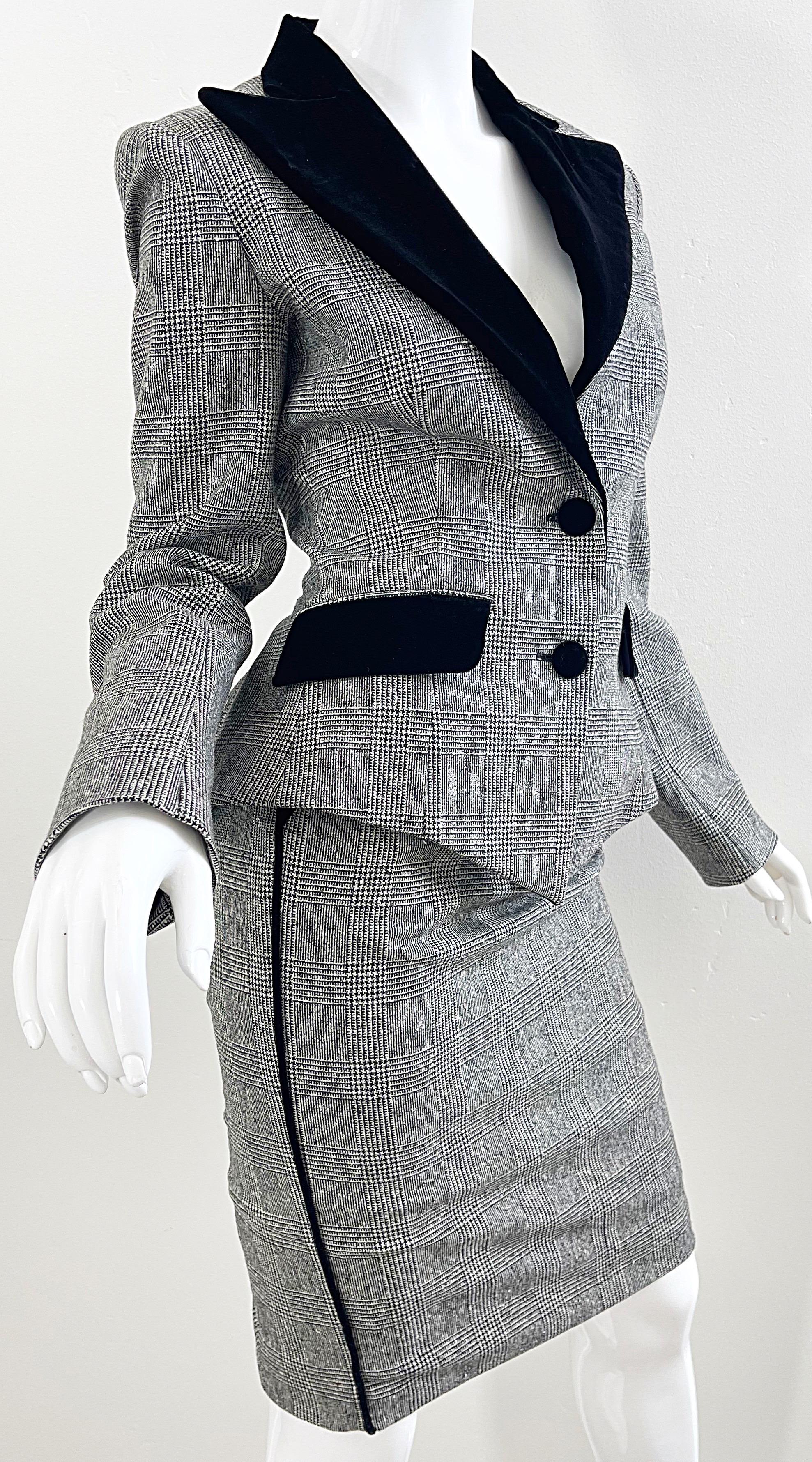 Roberto Cavalli Runway Fall 2005 Size 42 / 8 Black White Plaid Skirt Suit Y2K For Sale 4