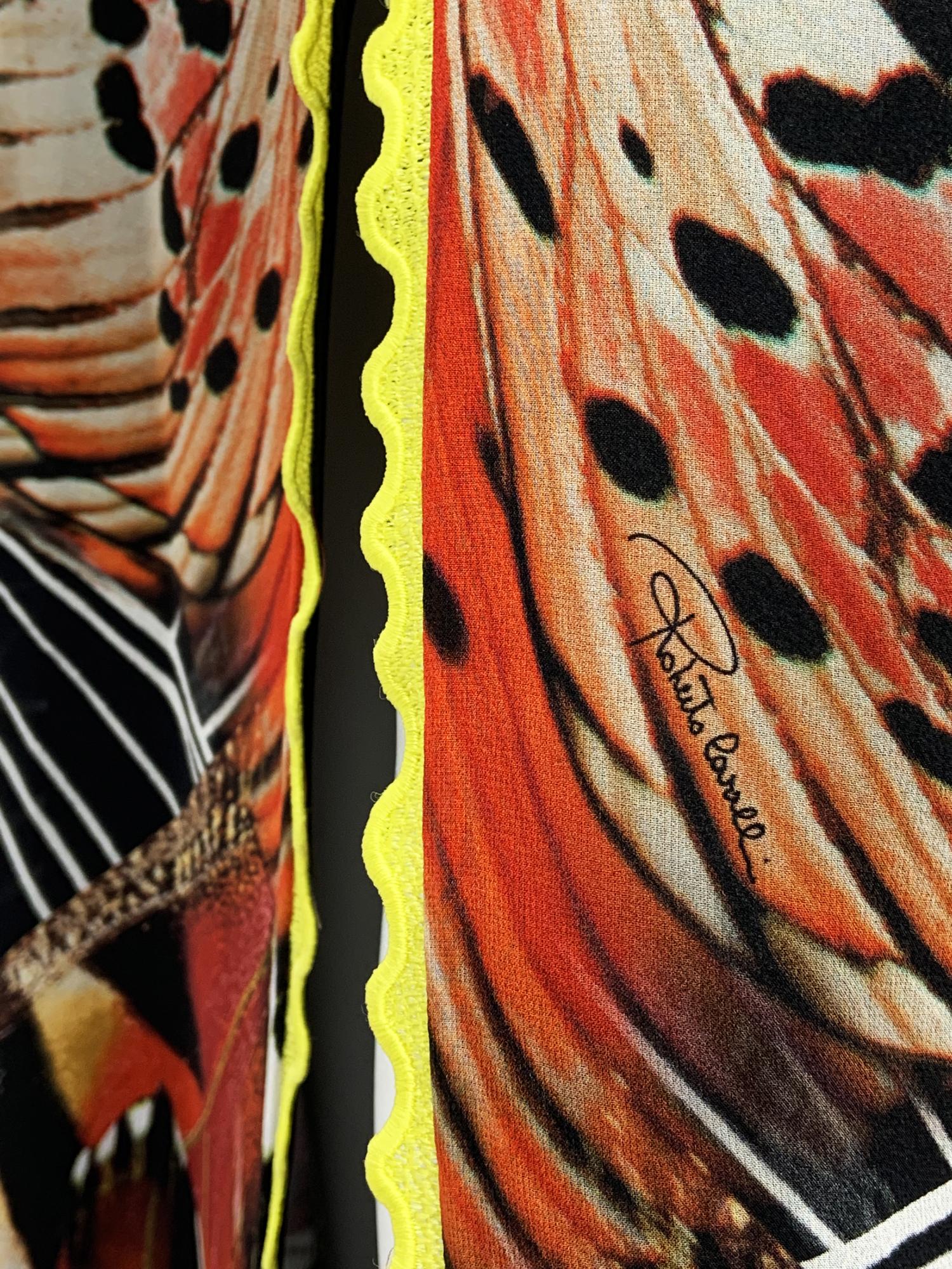 Neuer Roberto Cavalli Maxirock aus Seide mit Schmetterlingsdruck, Italienisch, Größe 40 im Angebot 6