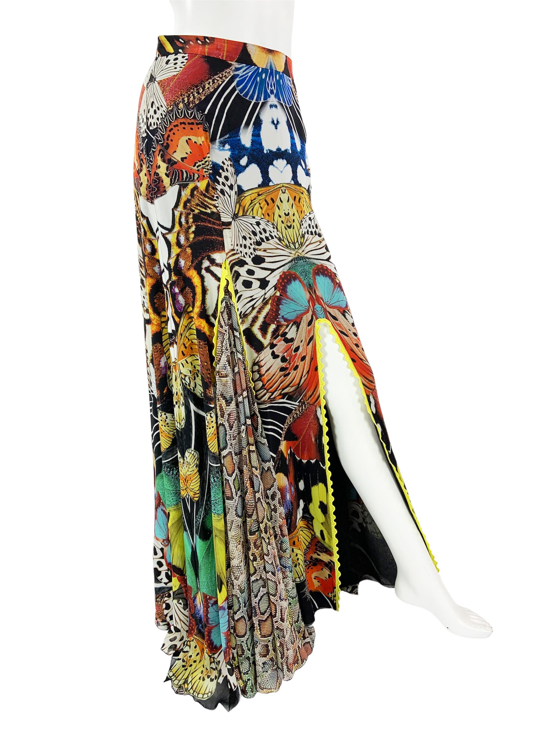 New Roberto Cavalli Butterfly Print Silk Maxi Skirt Italian size 40 In New Condition For Sale In Montgomery, TX