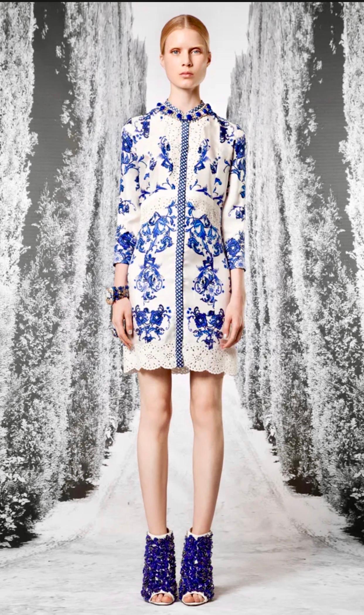 NEW Roberto Cavalli White & Blue Porcelain Print Silk Dress with Eyelet Details 1