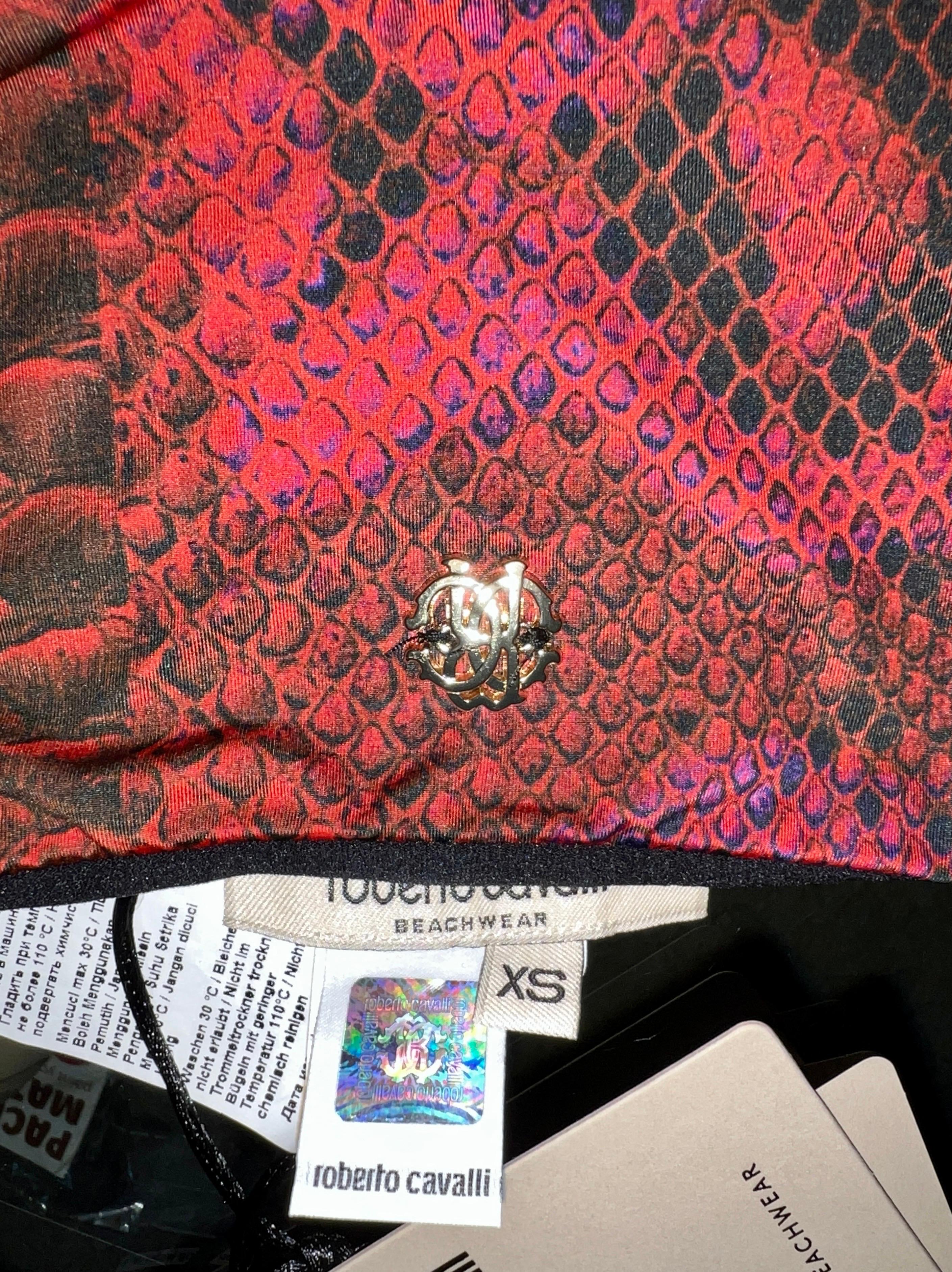 what does a real vlone tag look like