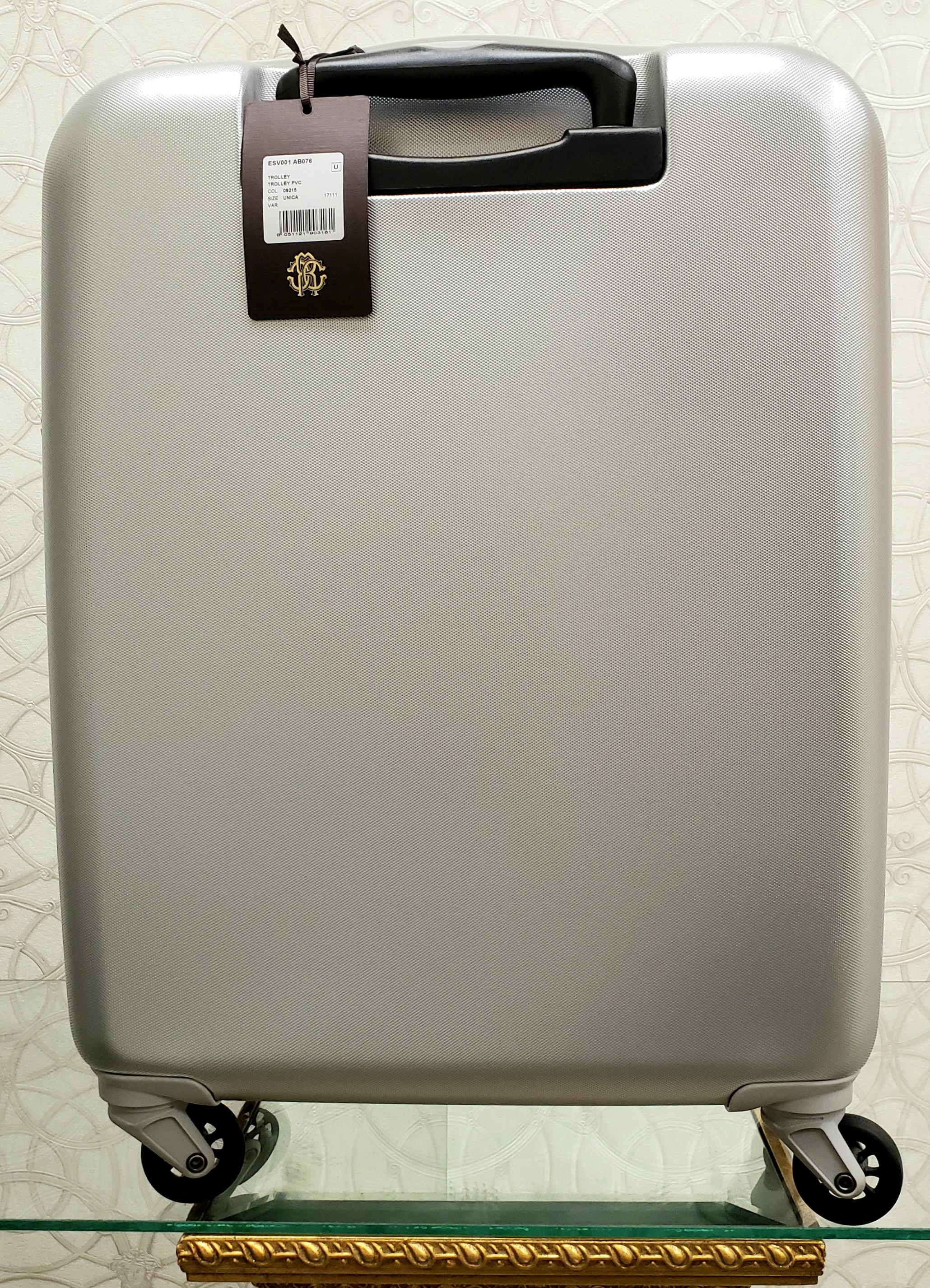 Argento Nuovo ROBERTO CAVALLI SUITCASE IN ARGENTO in vendita