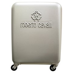 Nuevo ESTUCHE ROBERTO CAVALLI EN PLATA