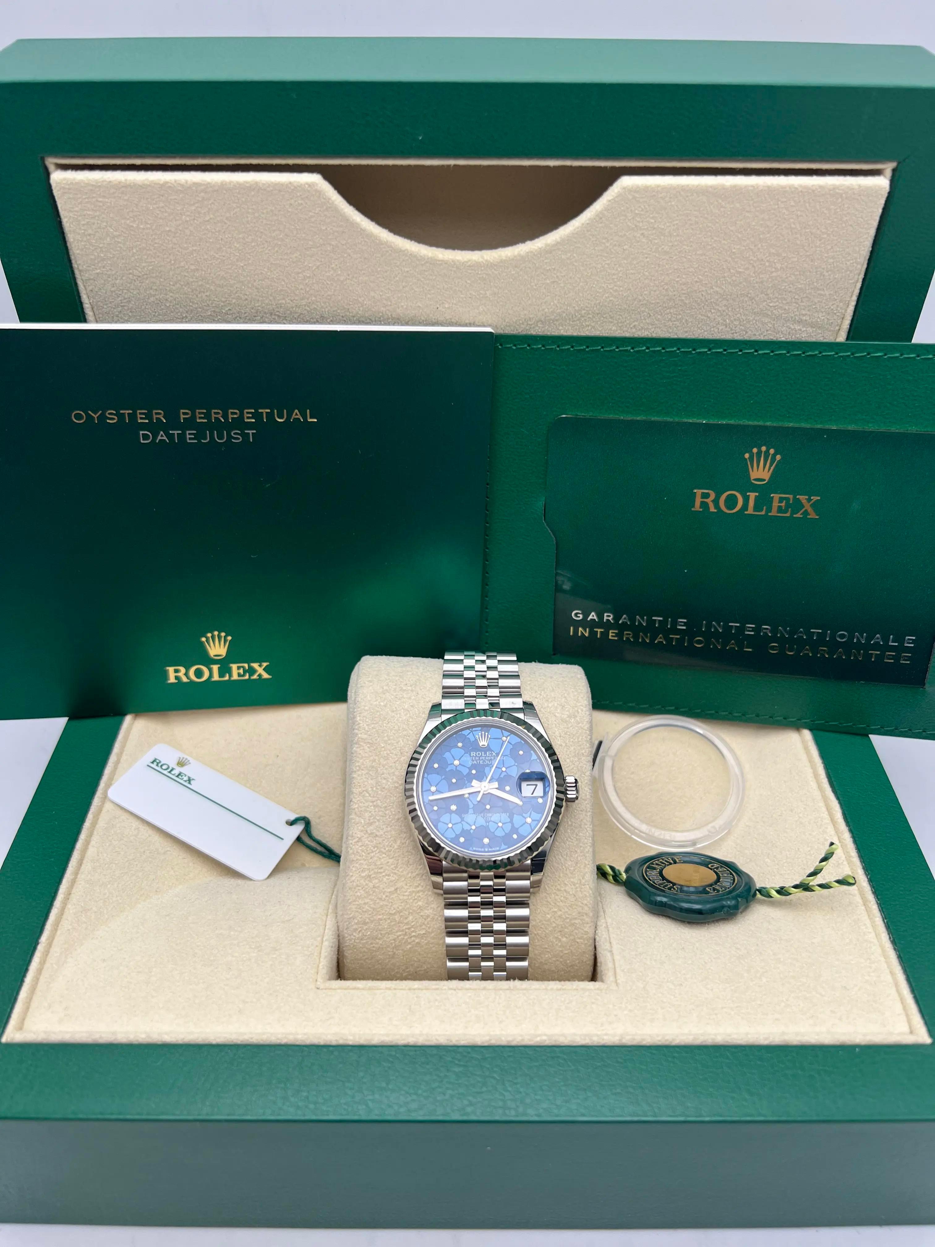 The 2024 Rolex Datejust 31 (reference 278274) is a refined timepiece that exemplifies Rolex's commitment to blending classic design with luxurious craftsmanship. Crafted from corrosion-resistant Oystersteel, the 31mm case is complemented by an 18K