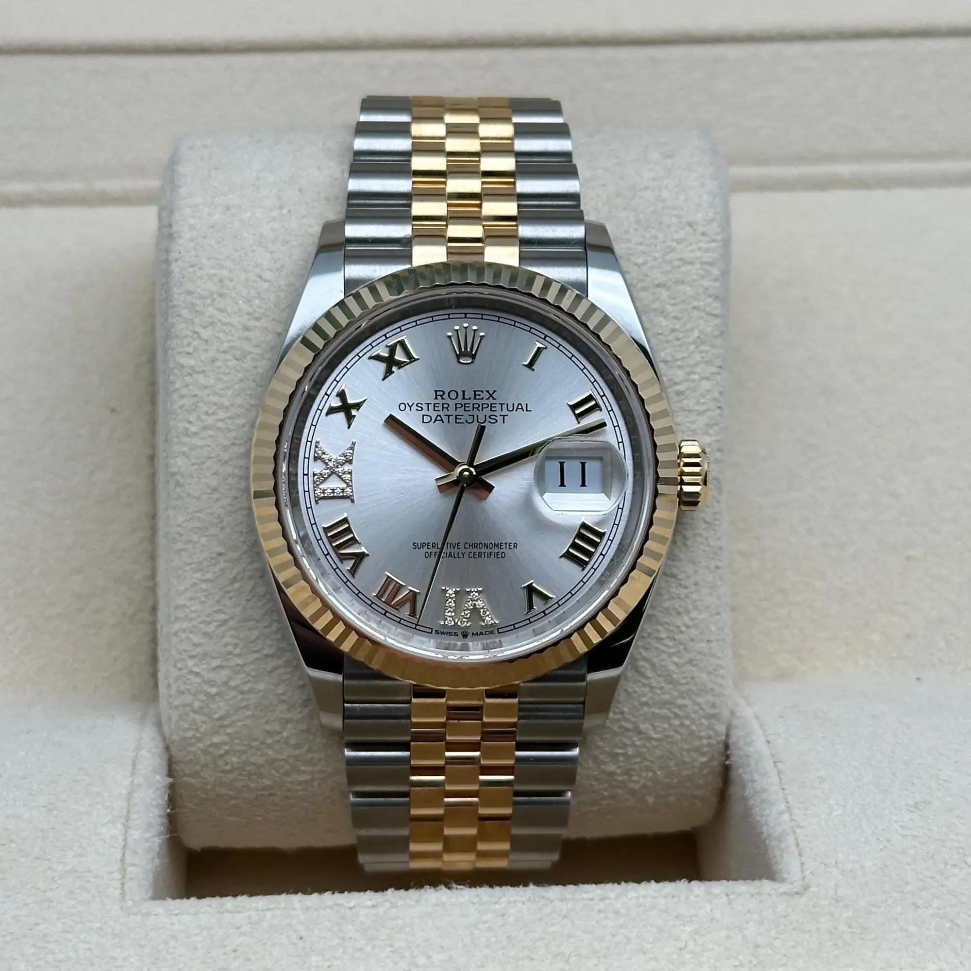 Women's or Men's NEW Rolex Datejust 36 18K  Gold Steel VI IX Silver Diamond Dial Watch 126233 For Sale