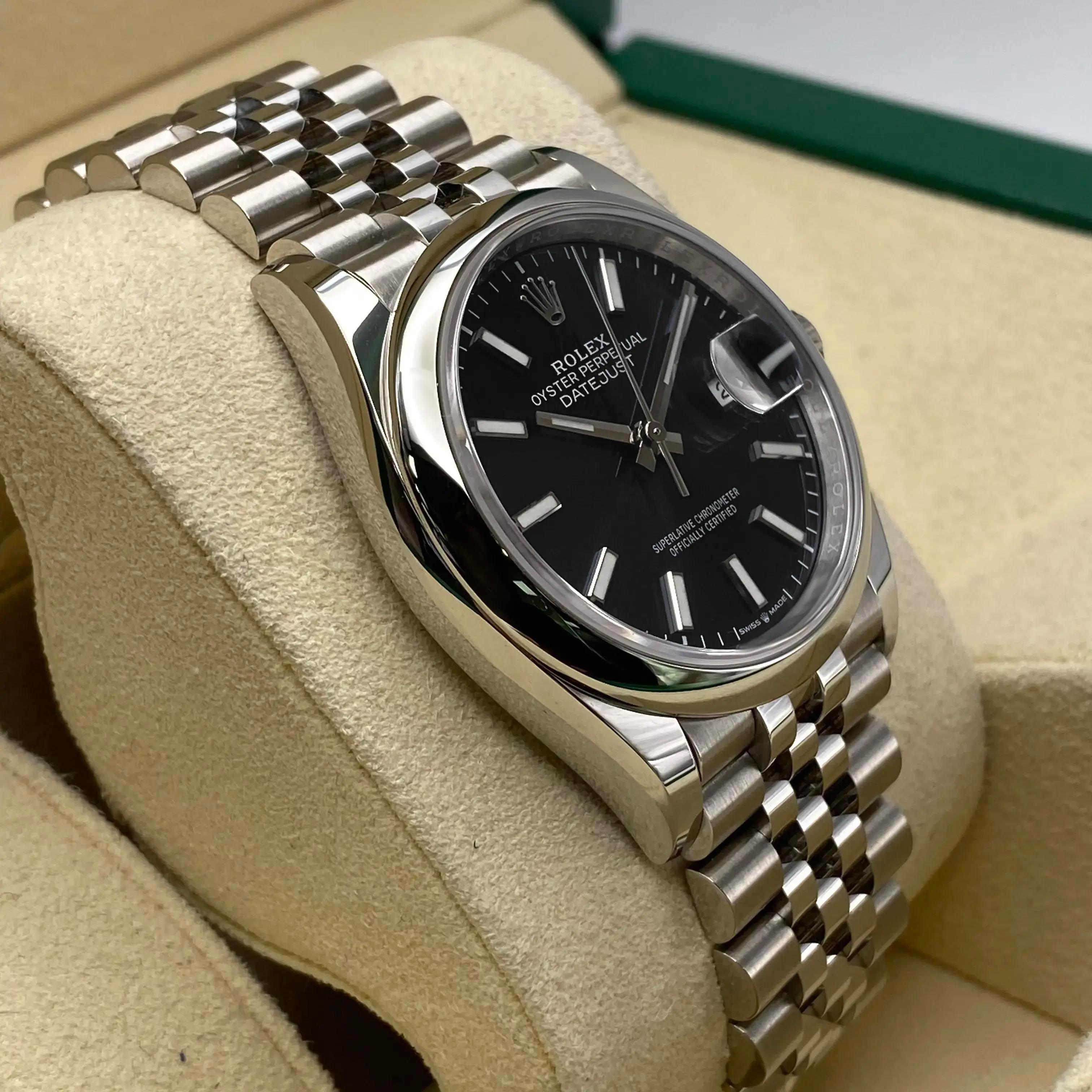Rolex Datejust 36mm 126200 Jubilee Steel Black Dial Montre automatique B&P Neuf - En vente à New York, NY