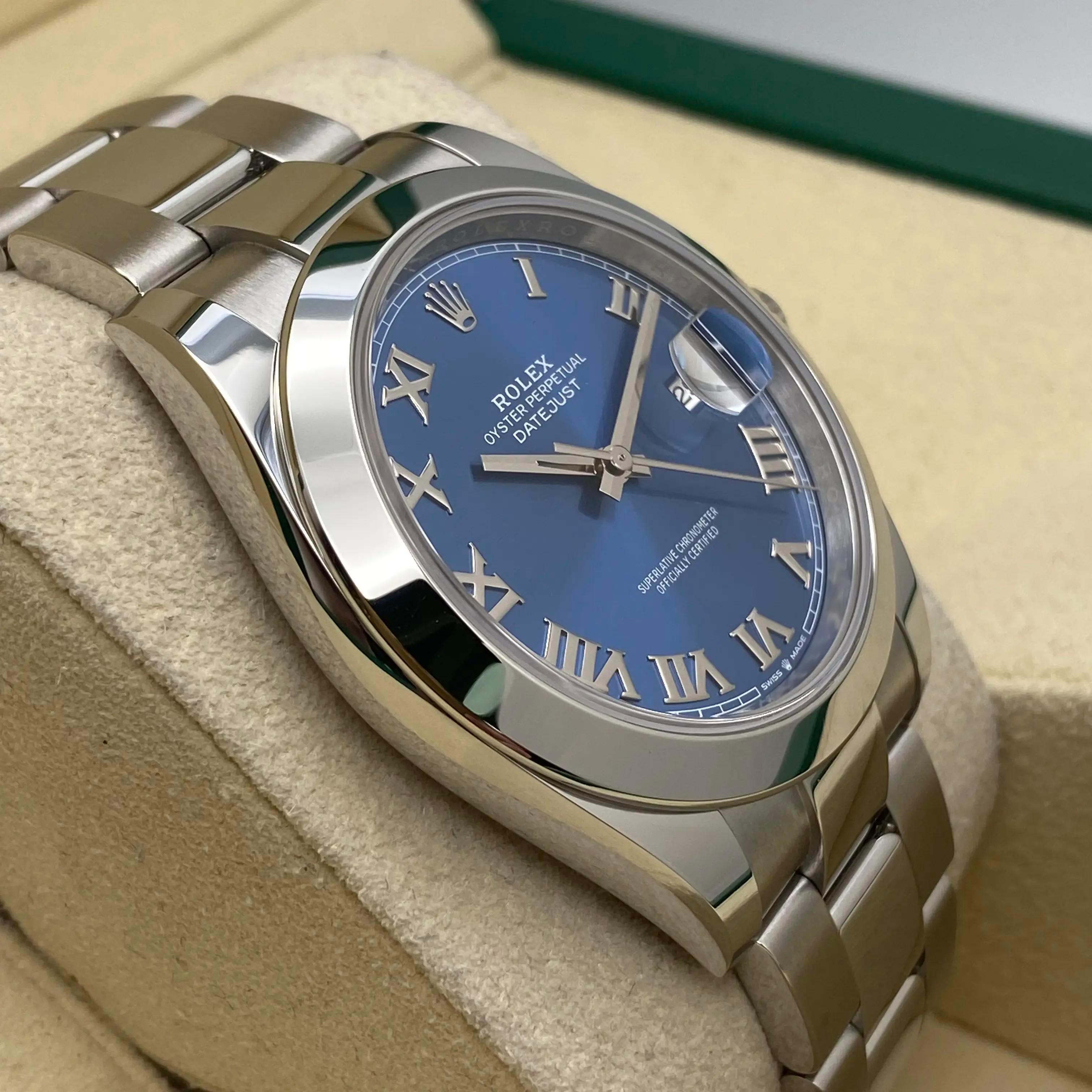 Men's New Rolex Datejust 41 126300 Steel Blue Roman Dial Automatic Mens Watch B&P For Sale