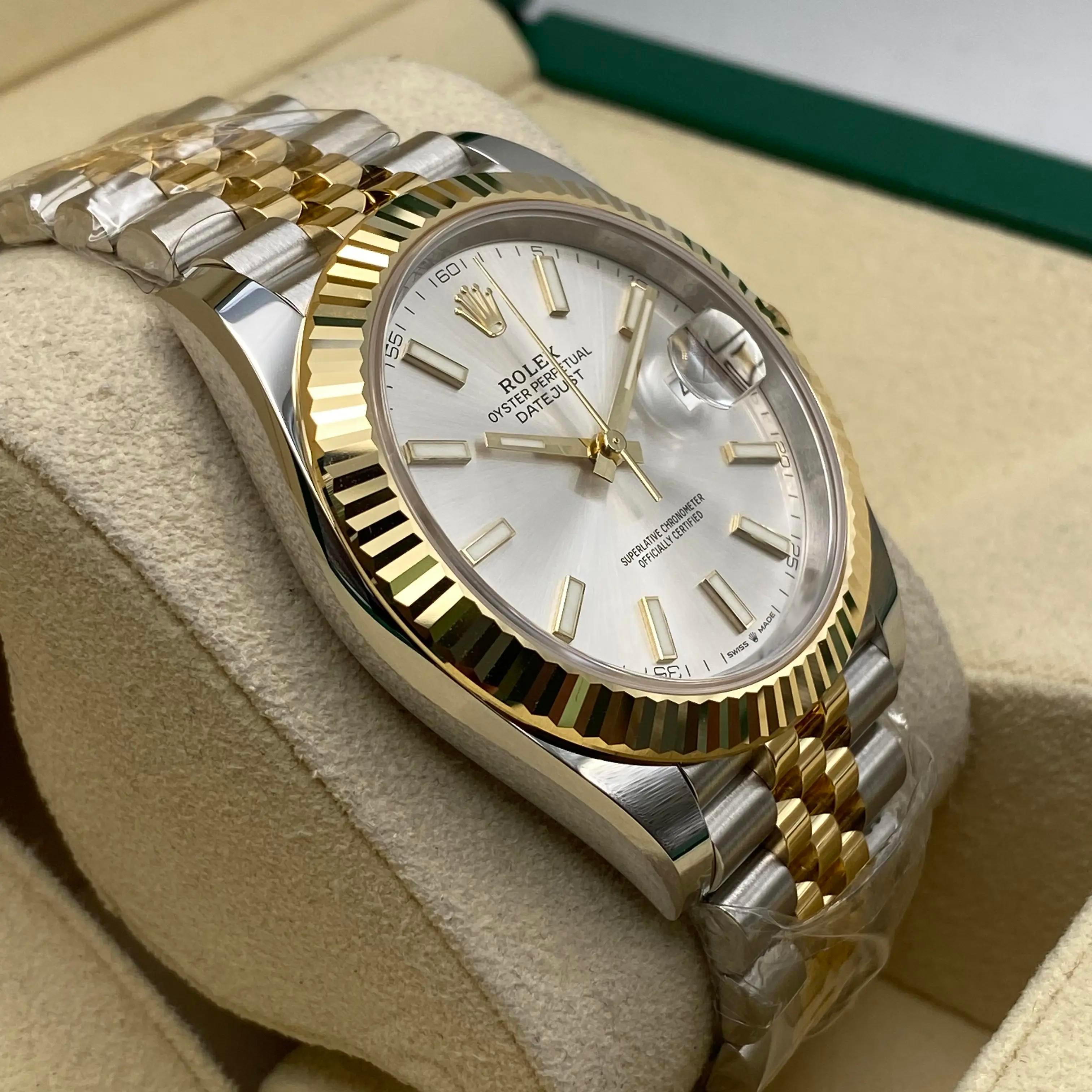 Men's NEW Rolex Datejust 41 126333 Yellow Gold Steel Silver Dial Automatic Watch B&P For Sale