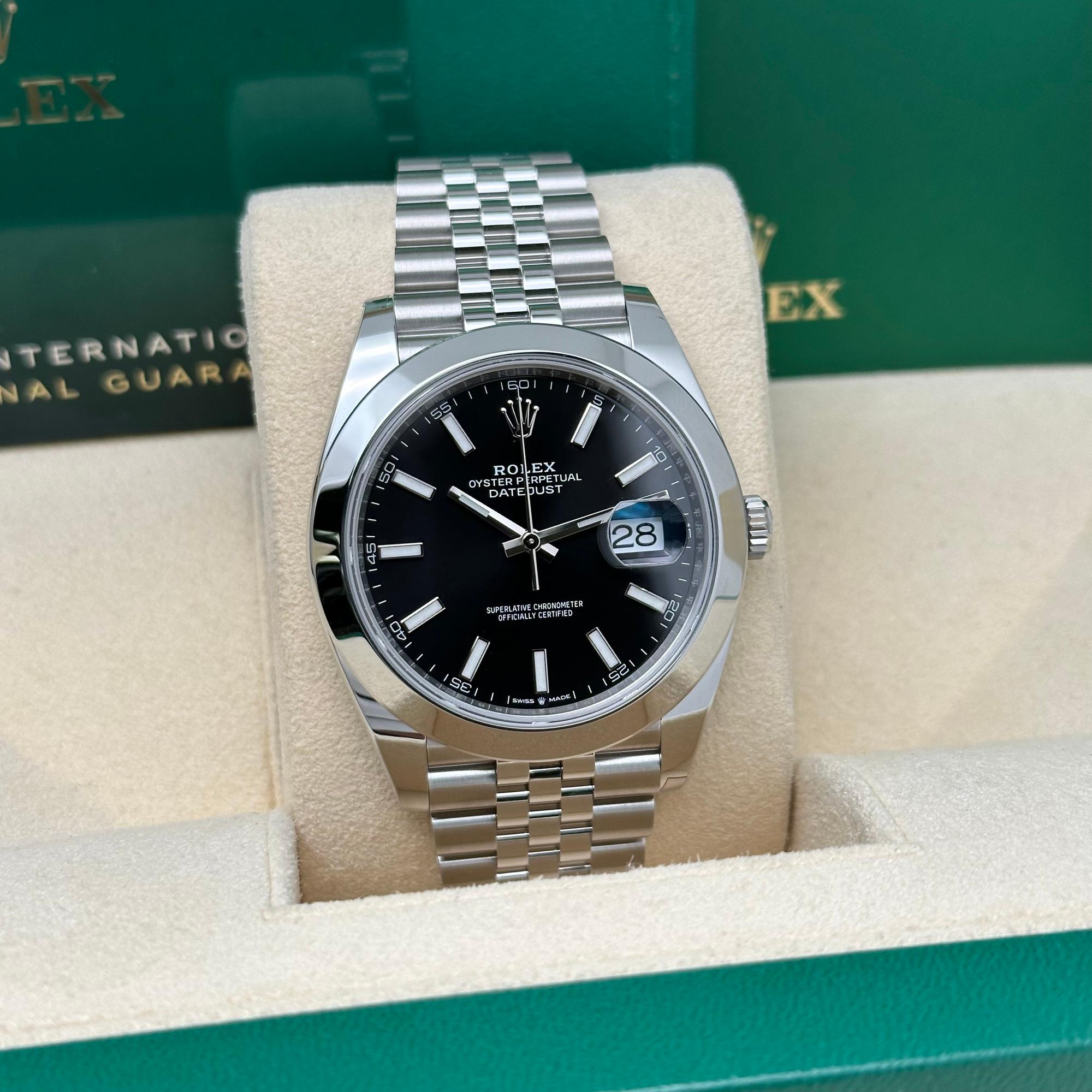 New Rolex Datejust 41 Stainless Steel Black Dial Mens Jubilee Watch 126300 B&P Pour hommes en vente