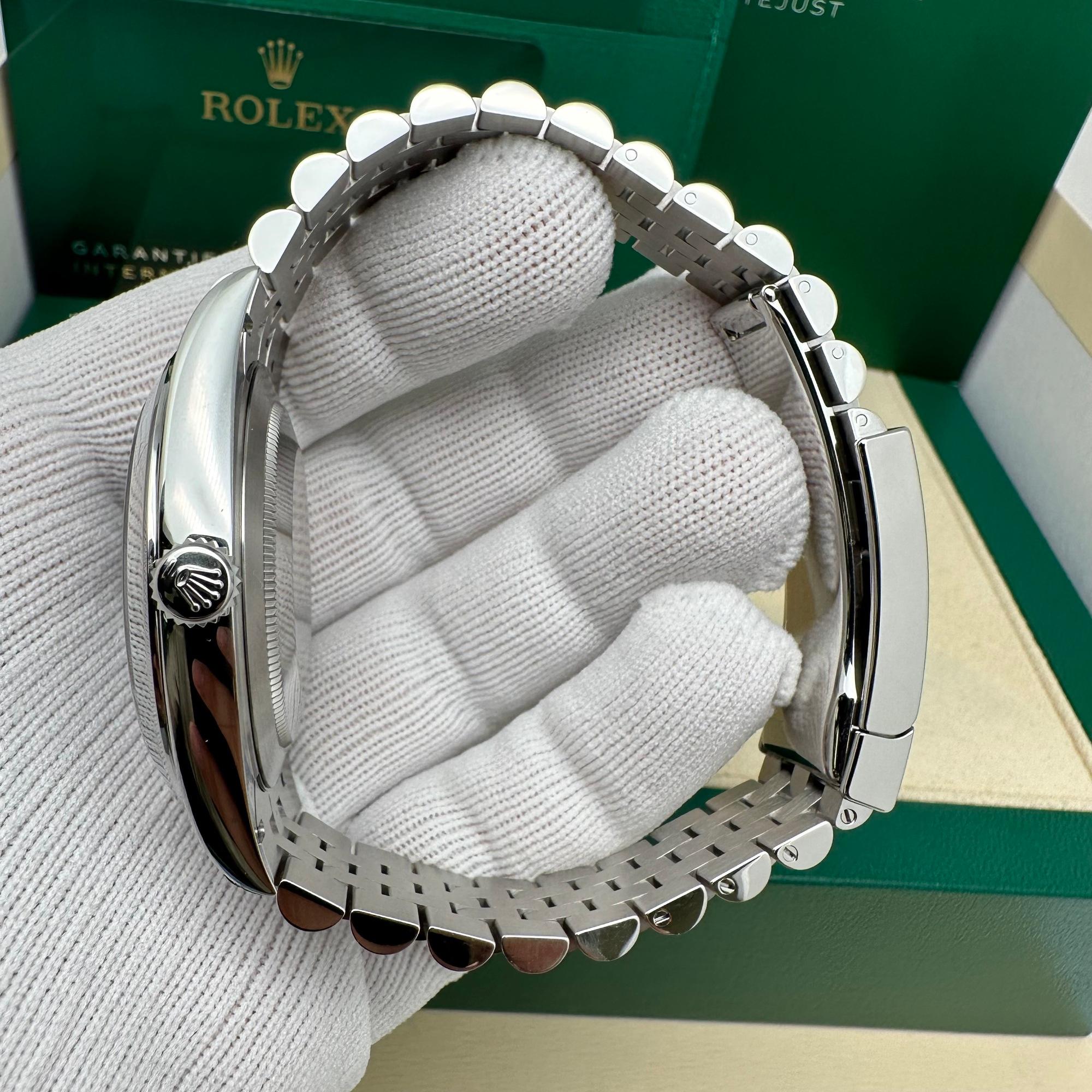 New Rolex Datejust 41 Stainless Steel Black Dial Mens Jubilee Watch 126300 B&P en vente 3