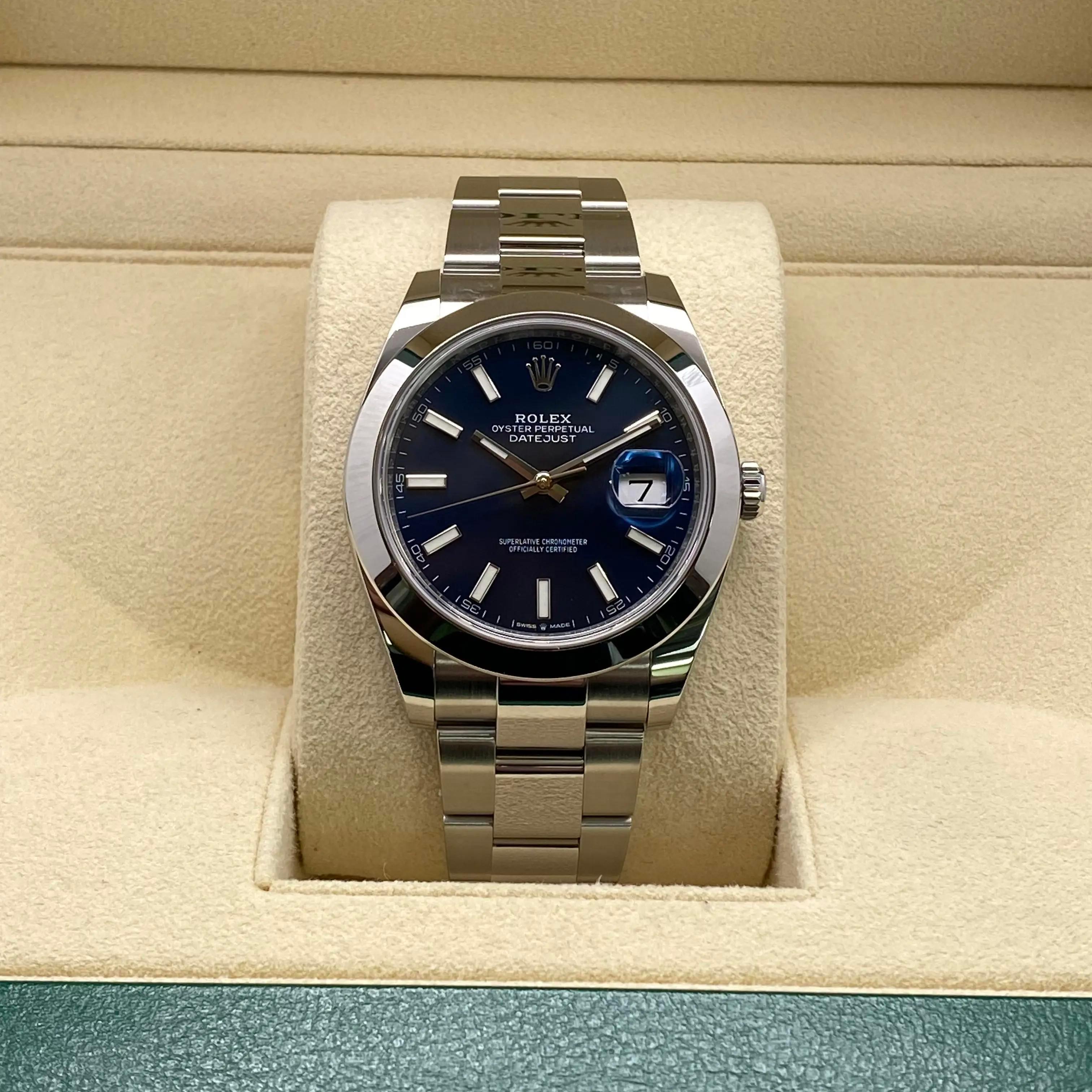 Brand new. Comes with an original box and a paper. 5-year Rolex warranty.

