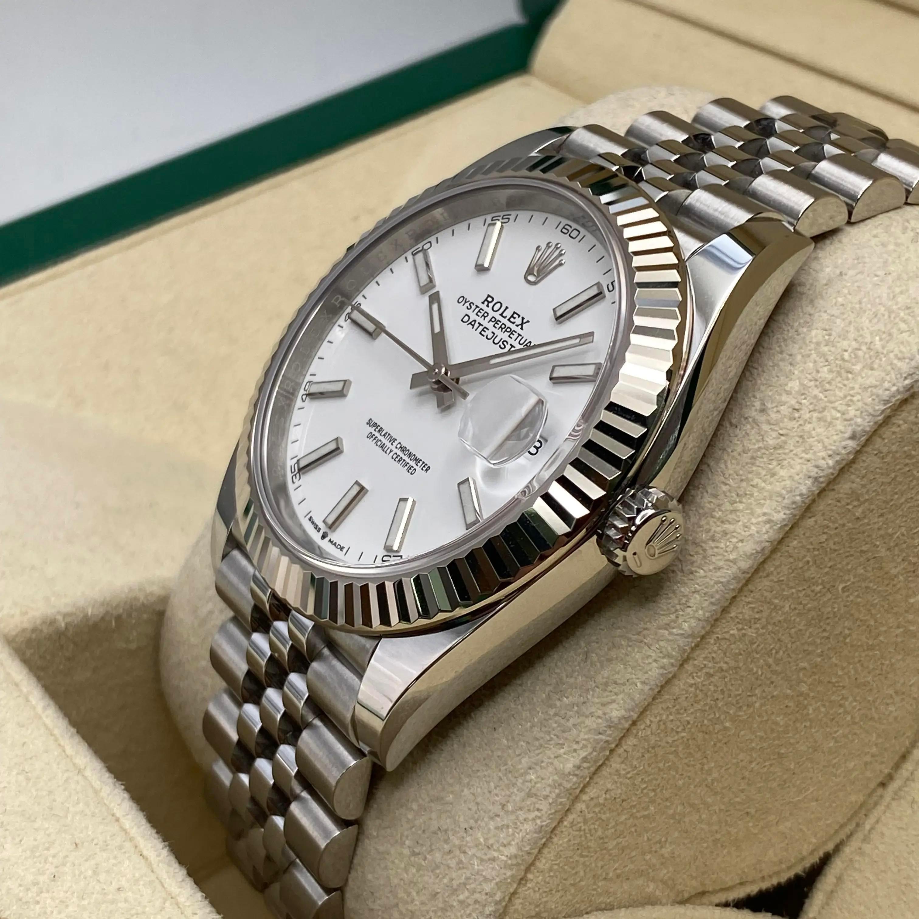 New Rolex Datejust 41 Steel Fluted Bezel White Dial Automatic Watch B&P 126334 In New Condition For Sale In New York, NY