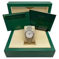 Nuevo Reloj Rolex Datejust 41 Acero Bisel Acanalado Esfera Blanca Automático B&P 126334