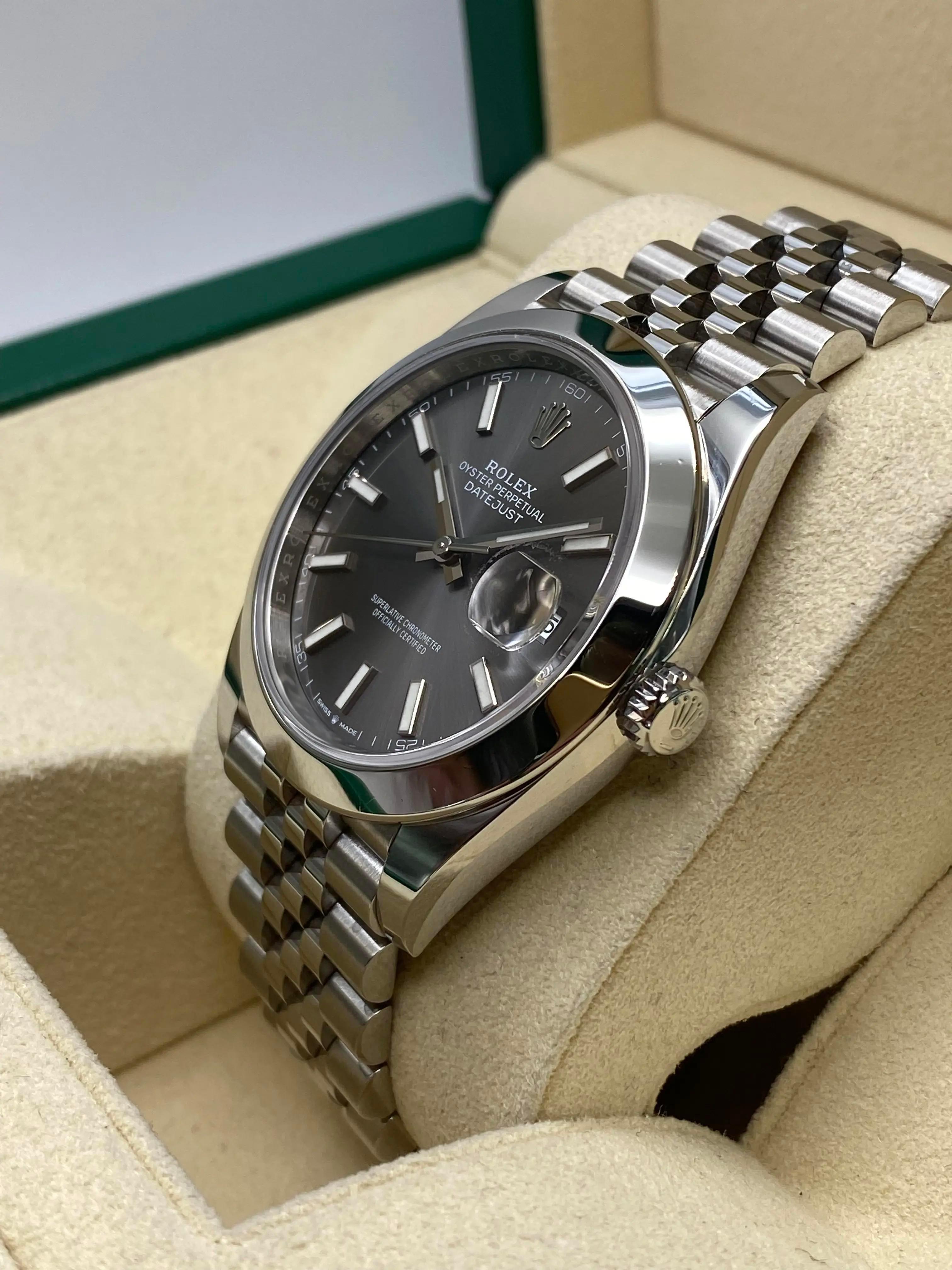 New Rolex Datejust 41mm 126300 Steel Rhodium Dial Automatic Jubilee Watch B&P In New Condition For Sale In New York, NY