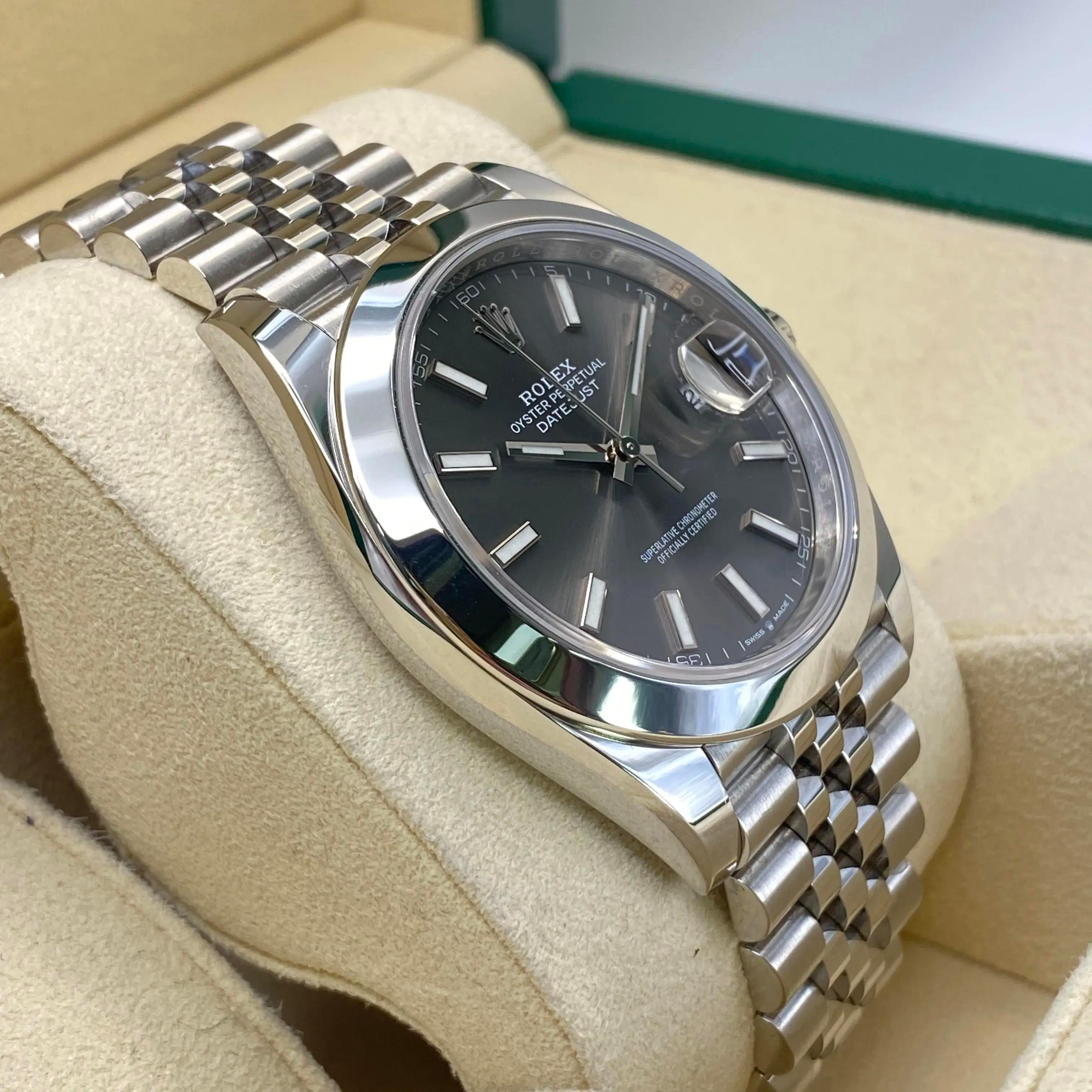 Men's New Rolex Datejust 41mm 126300 Steel Rhodium Dial Automatic Jubilee Watch B&P For Sale