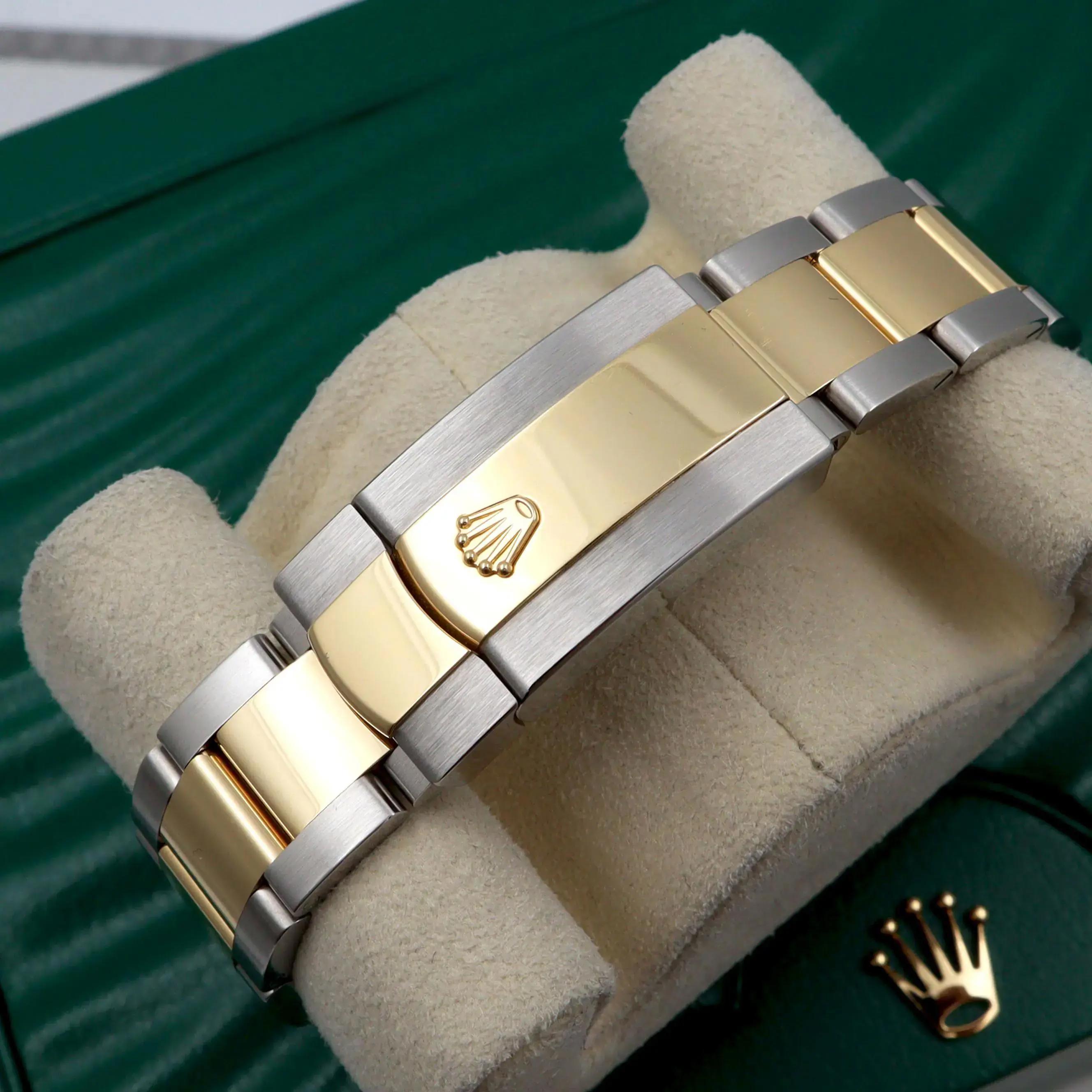 NEU Rolex Datejust 41mm 126333 Gelbgold Stahl Schwarzes Zifferblatt Oyster Uhr B&P im Angebot 3