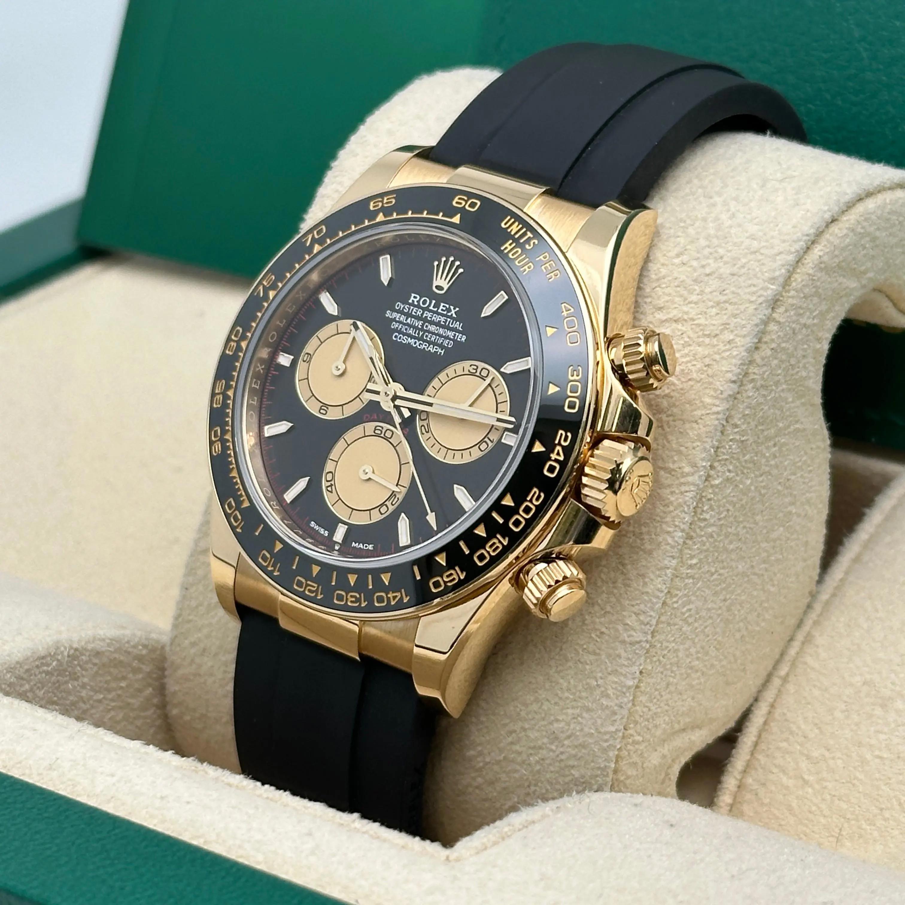 NUOVO Rolex Daytona Pual Newman Newest 18K Yellow Gold Black Dial Watch 126518LN In condizioni Nuovo in vendita a New York, NY