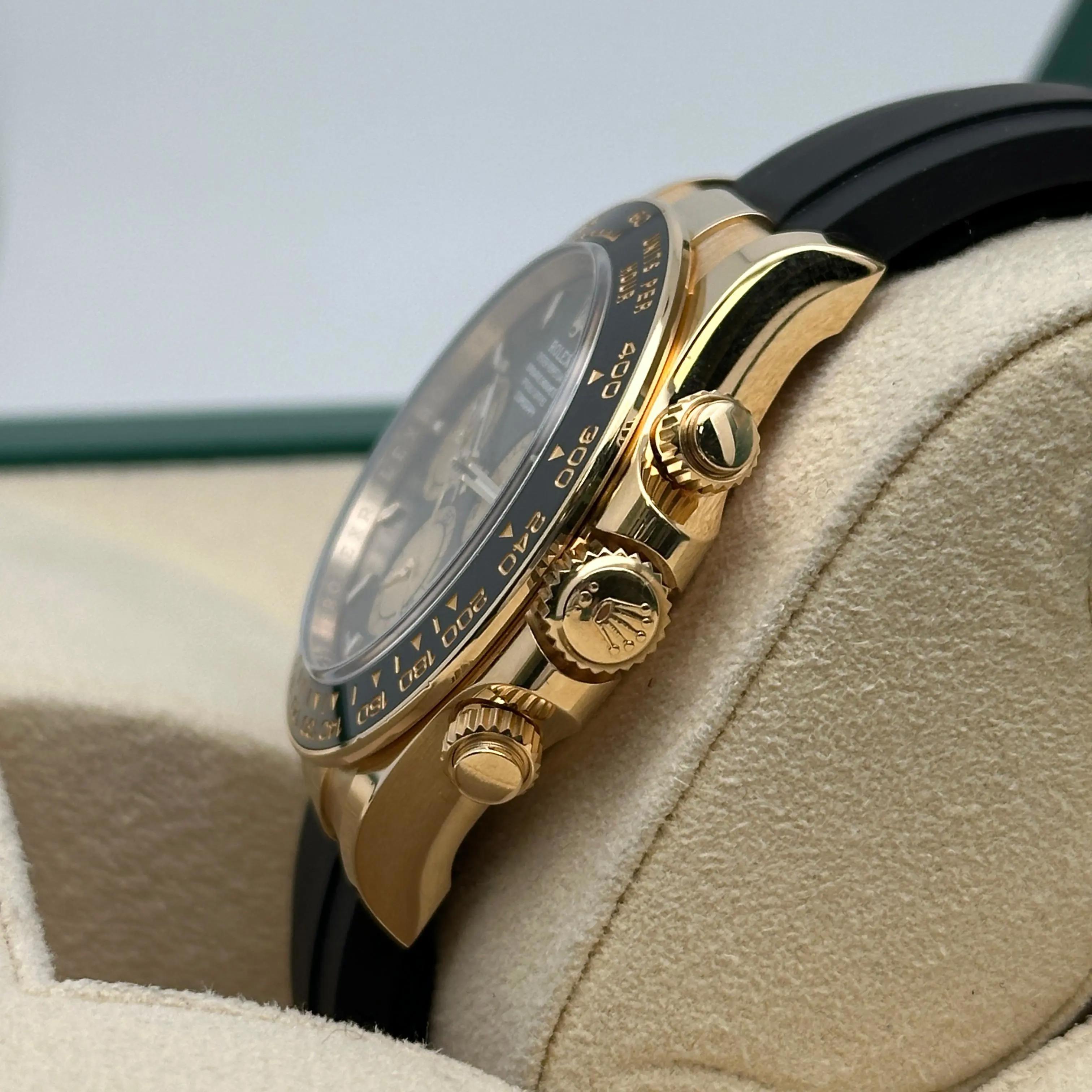 NUOVO Rolex Daytona Pual Newman Newest 18K Yellow Gold Black Dial Watch 126518LN in vendita 1