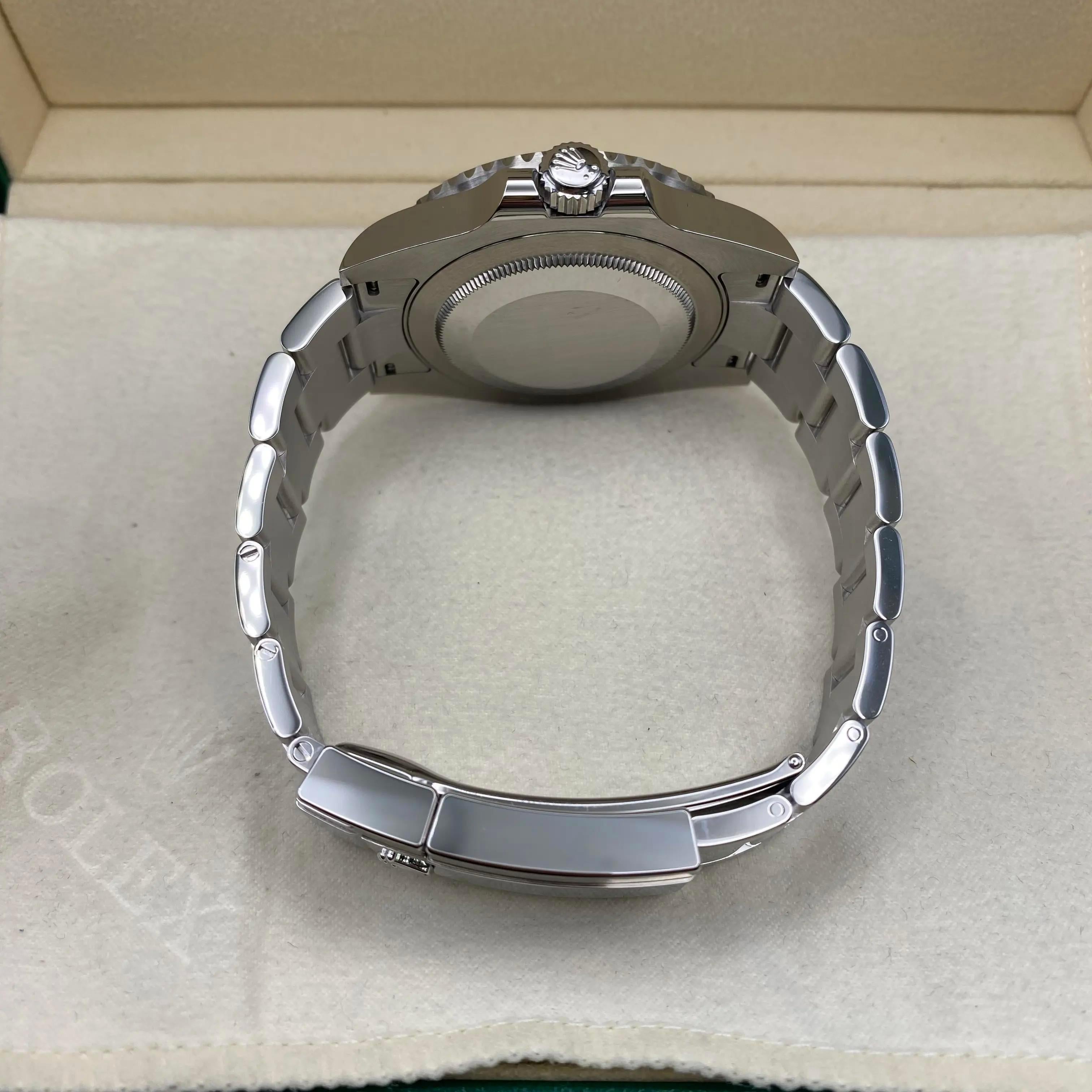 NUOVO Rolex GMT-Master II Pepsi 126710BLRO Orologio in acciaio con quadrante nero B & A. B. in vendita 2