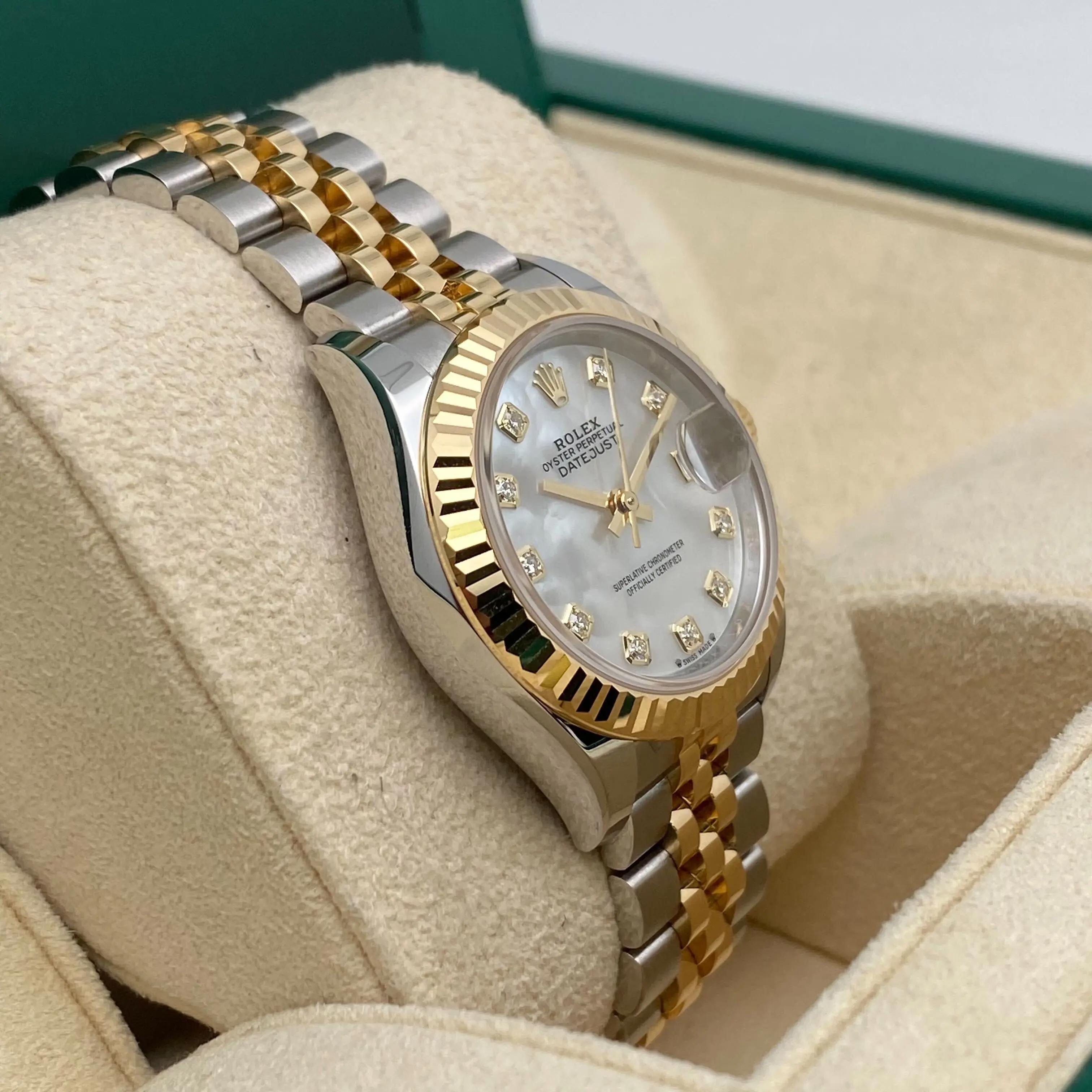 NUEVO Reloj Rolex Lady Datejust 28 de oro amarillo de 18 quilates con esfera de diamantes 279173 en venta 4