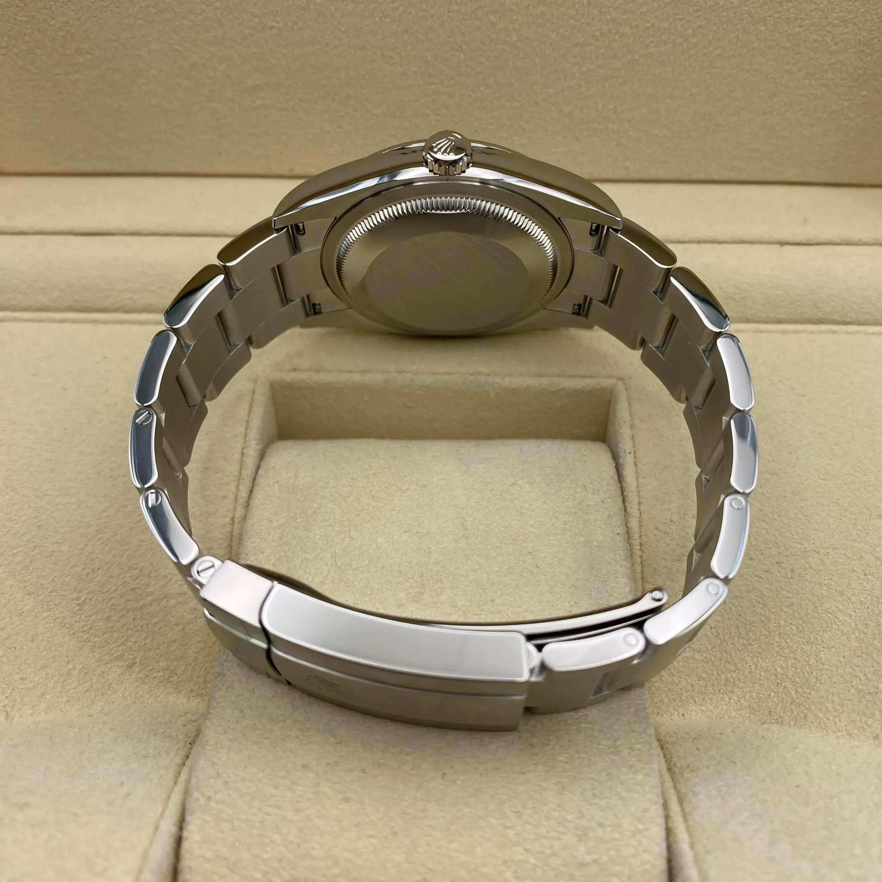 NUOVO Rolex Oyster Perpetual 36mm Acciaio Quadrante Blu Orologio Automatico Uomo 126000 B.P. B. in vendita 3