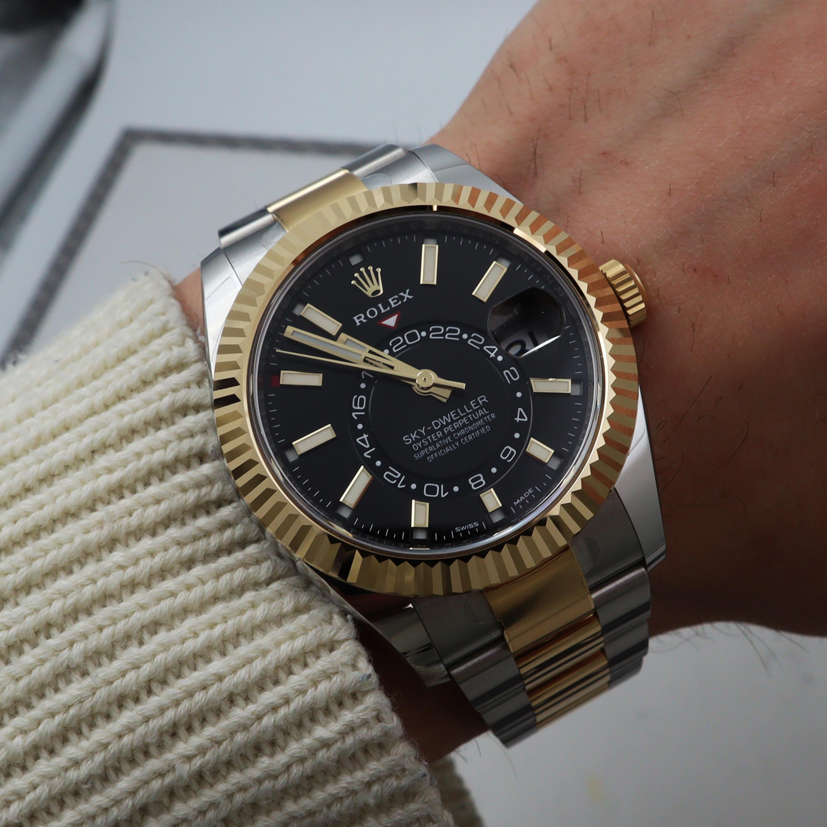 NEW Rolex Sky Dweller 18k Yellow Gold Steel Black Dial Automatic Watch 326933 For Sale 2
