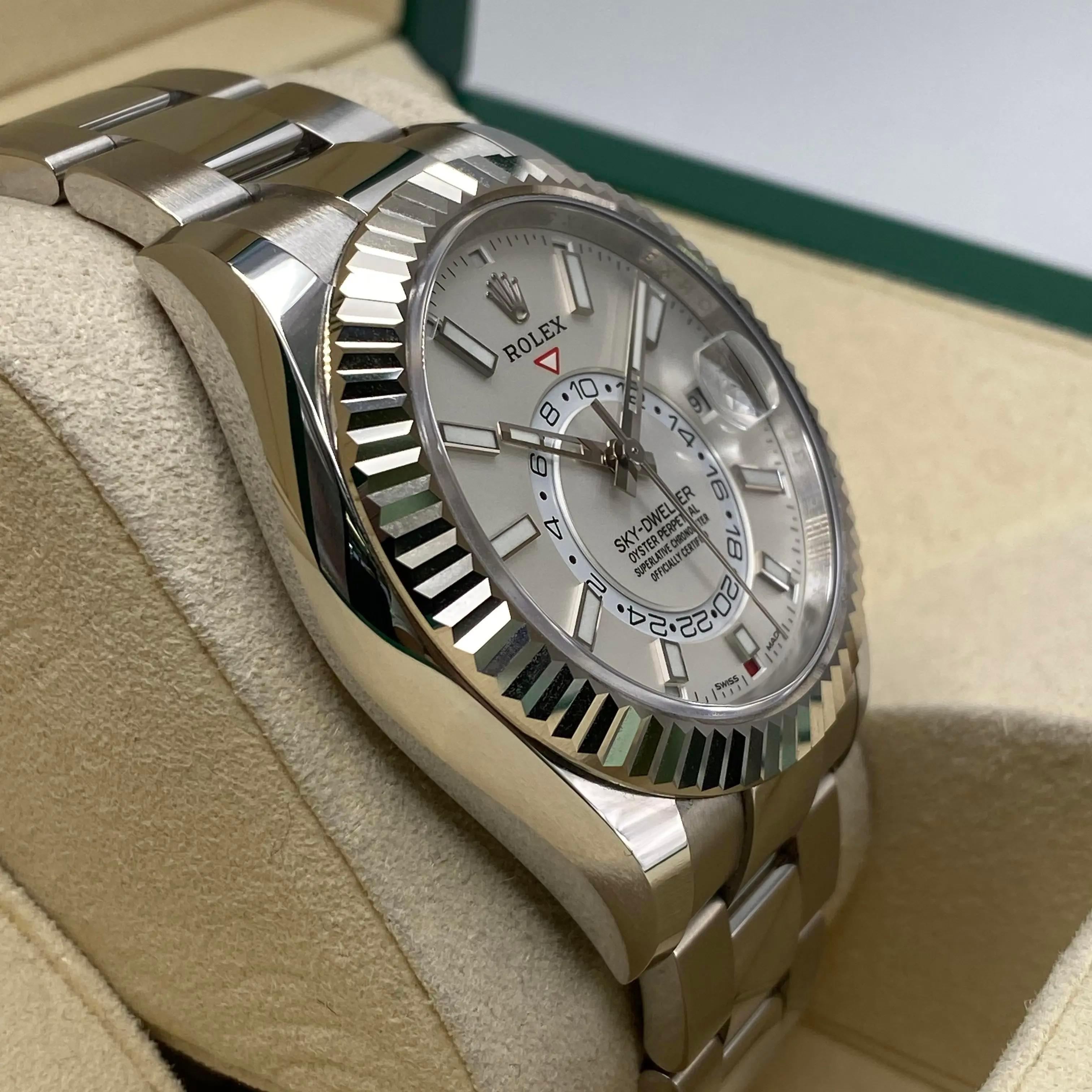 NEW Rolex Sky-Dweller 326934 18k Gold Steel White Dial Mens Automatic Watch B&P For Sale 2