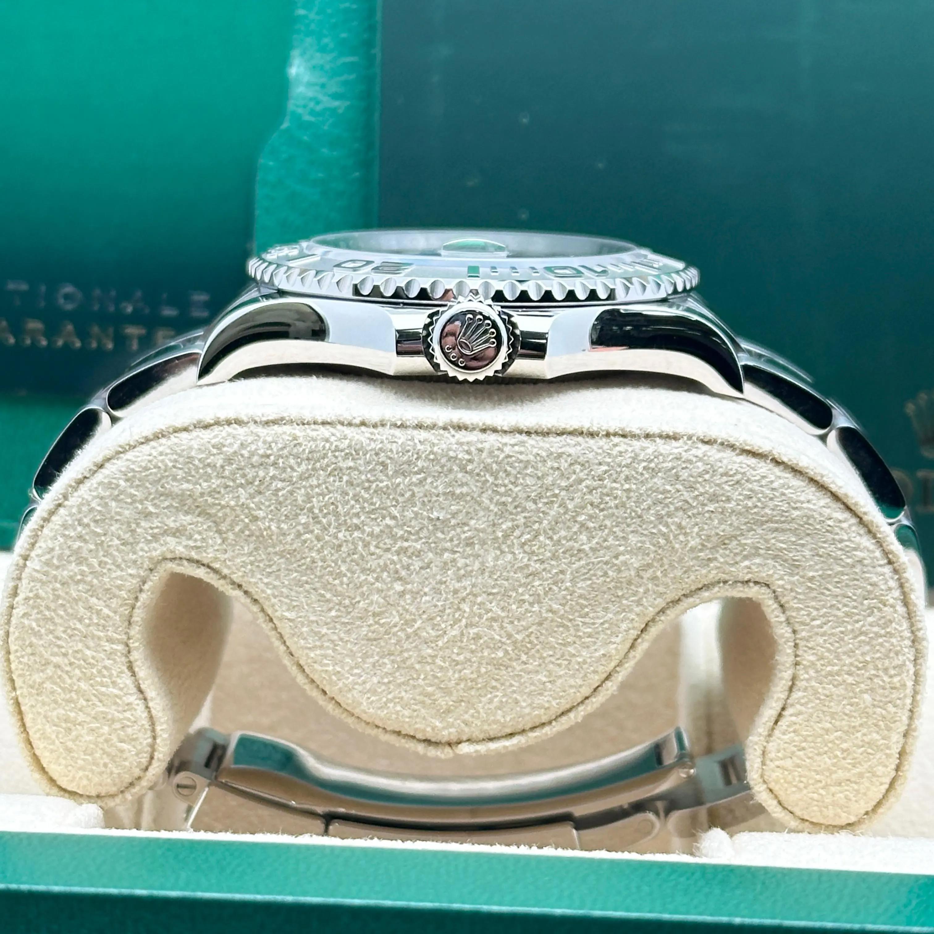 Rolex Montre automatique Yacht-Maste en acier, platine et rhodium pour hommes 126622 en vente 10