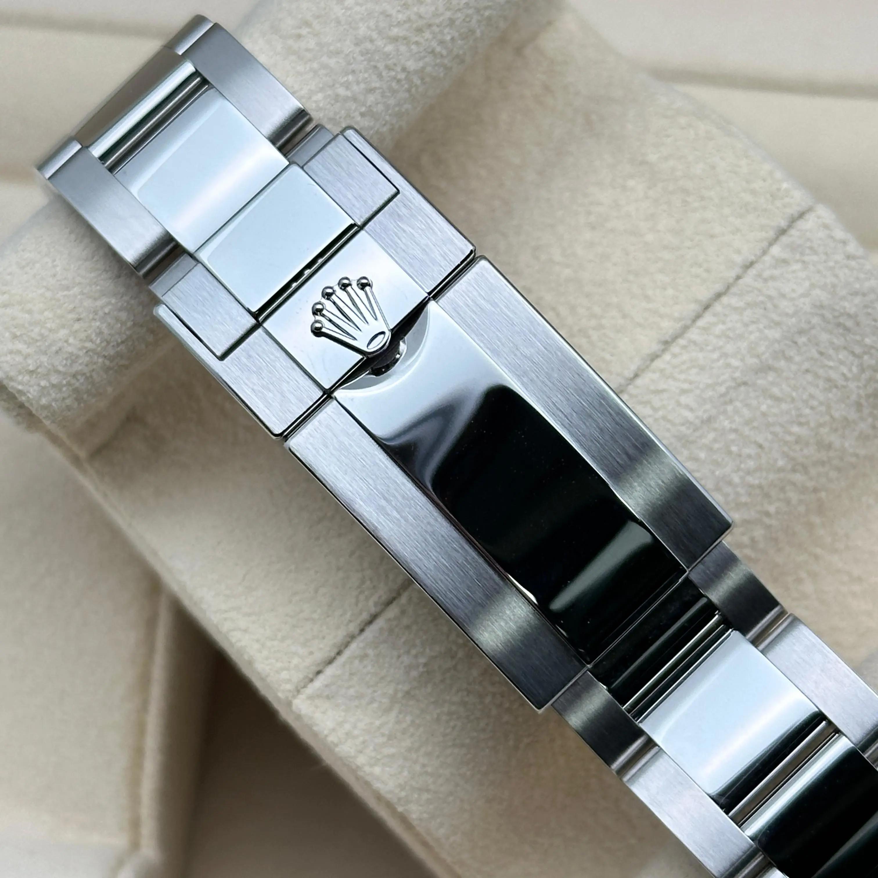 Rolex Montre automatique Yacht-Maste en acier, platine et rhodium pour hommes 126622 en vente 7