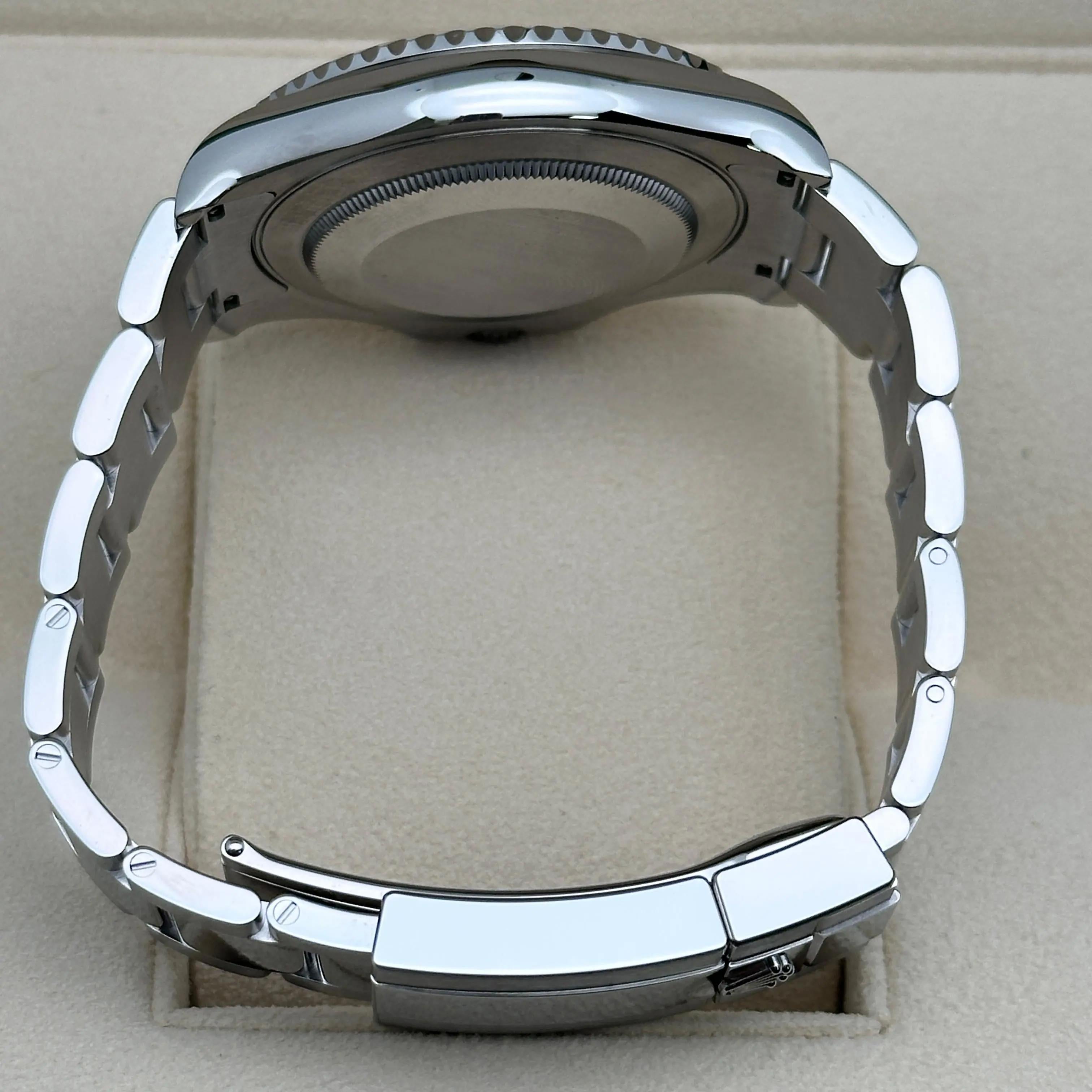 Rolex Montre automatique Yacht-Maste en acier, platine et rhodium pour hommes 126622 en vente 8