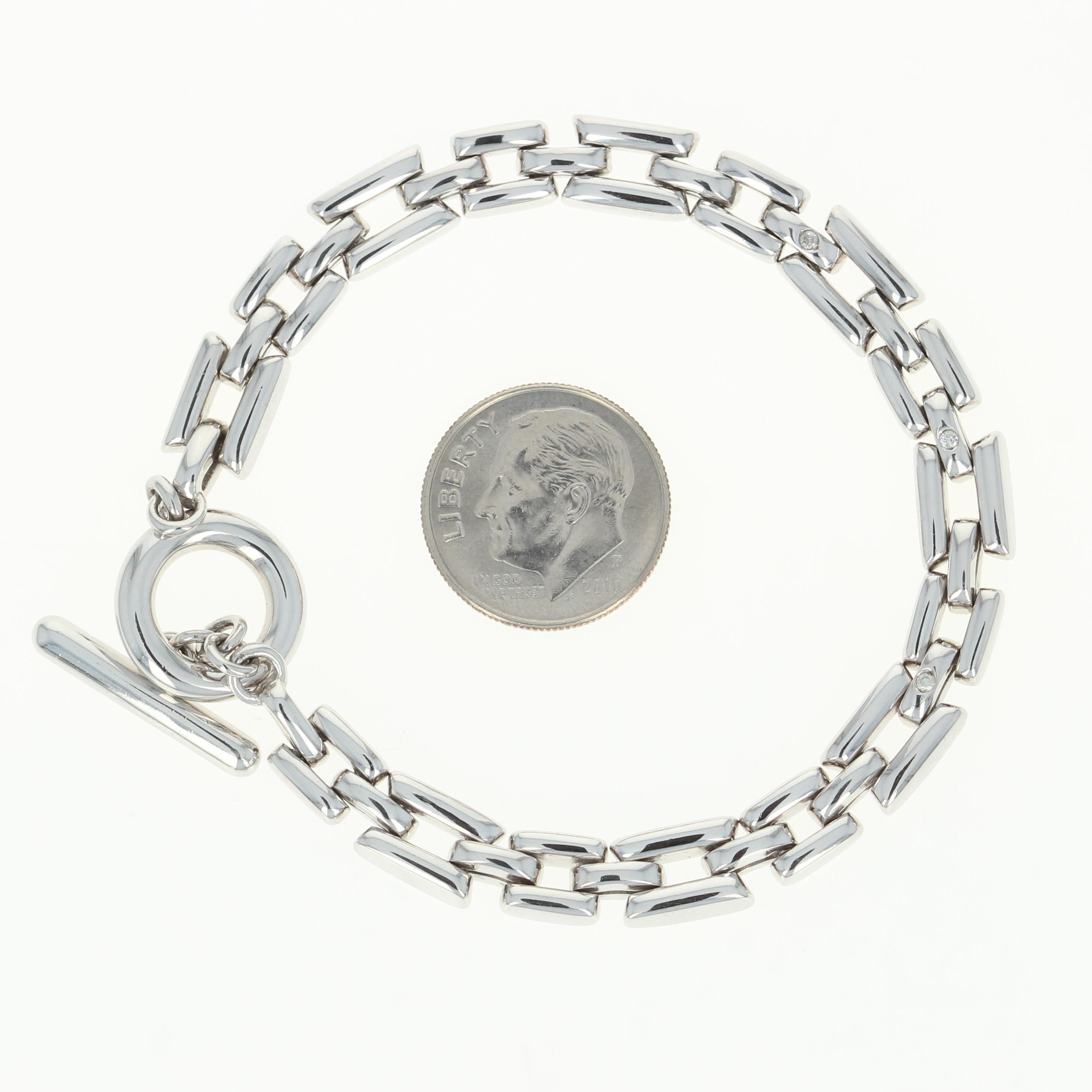 New Round Cut Diamond-Accented Link Bracelet, Silver Toggle Clasp 1