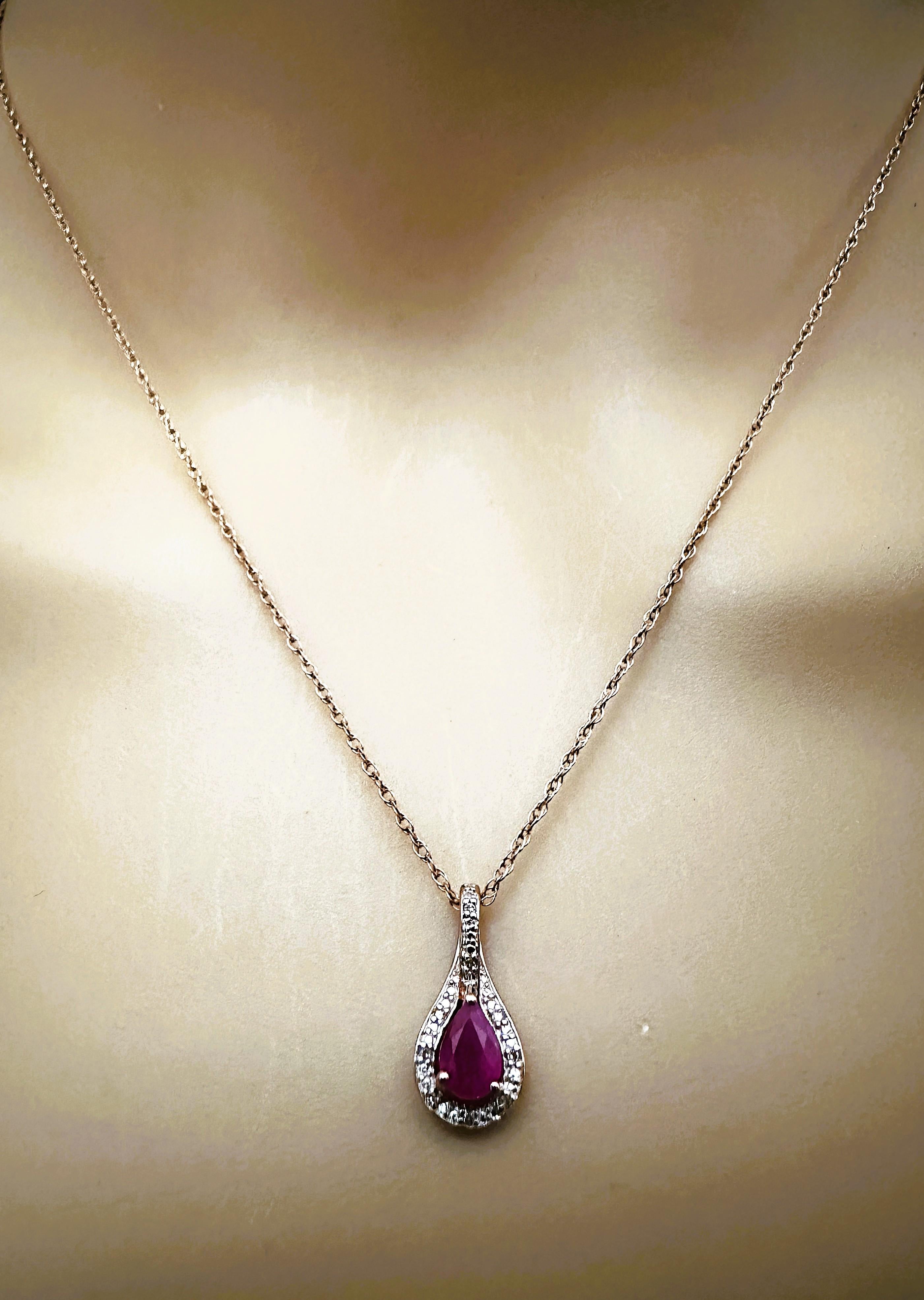 Neu Rubin und Diamant 14k vergoldete Sterling-Halskette mit passenden Ohrringen aus Sterling 4