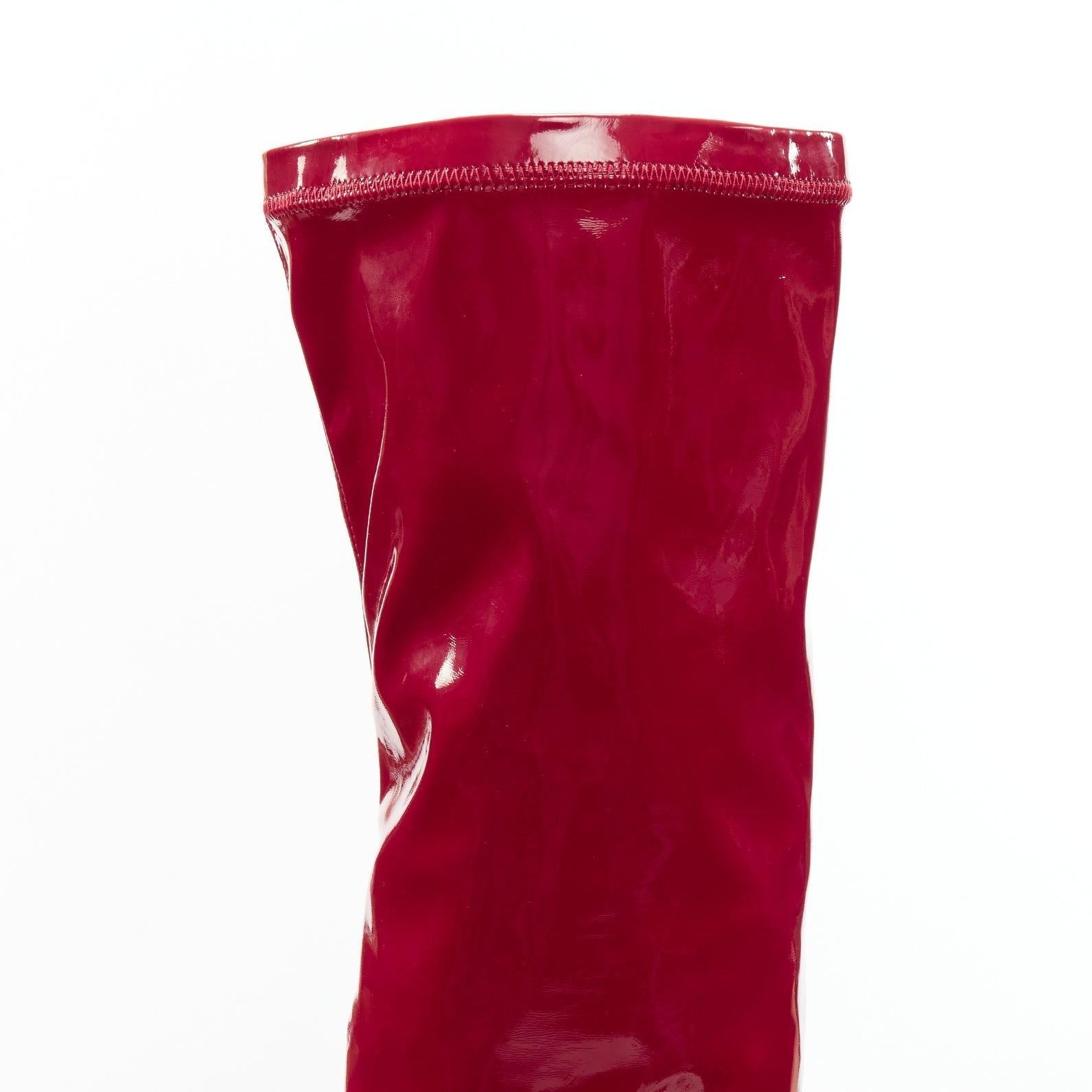 new SAINT LAURENT Aylah 110 Runway lava red vinyl thigh high boots EU37 en vente 4