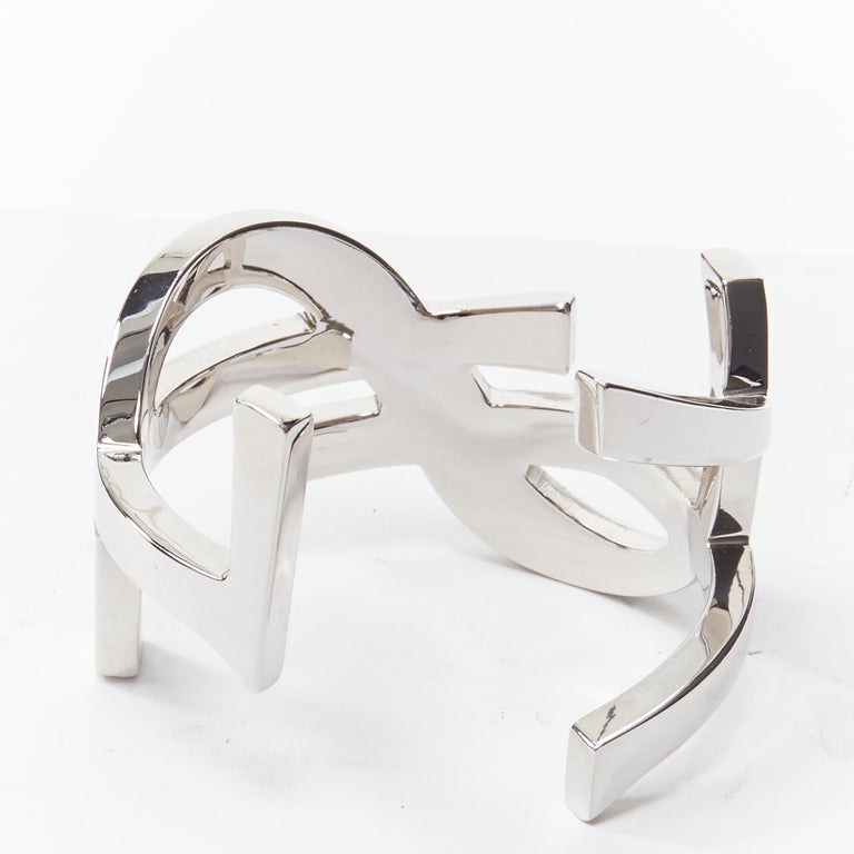 Saint Laurent Monogram-charm Chain Brass Bracelet in Metallic