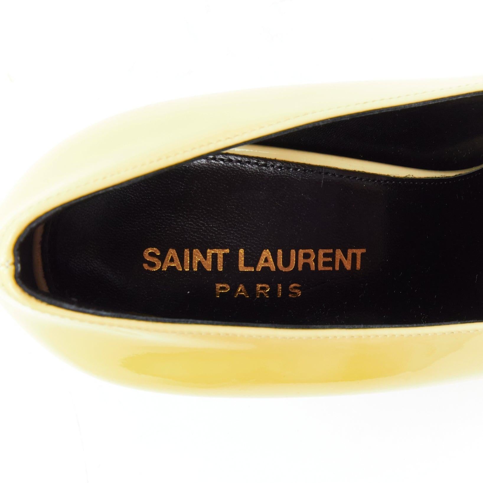 new SAINT LAURENT cream beige patent leather point toe low vamp bootie EU38.5 For Sale 5