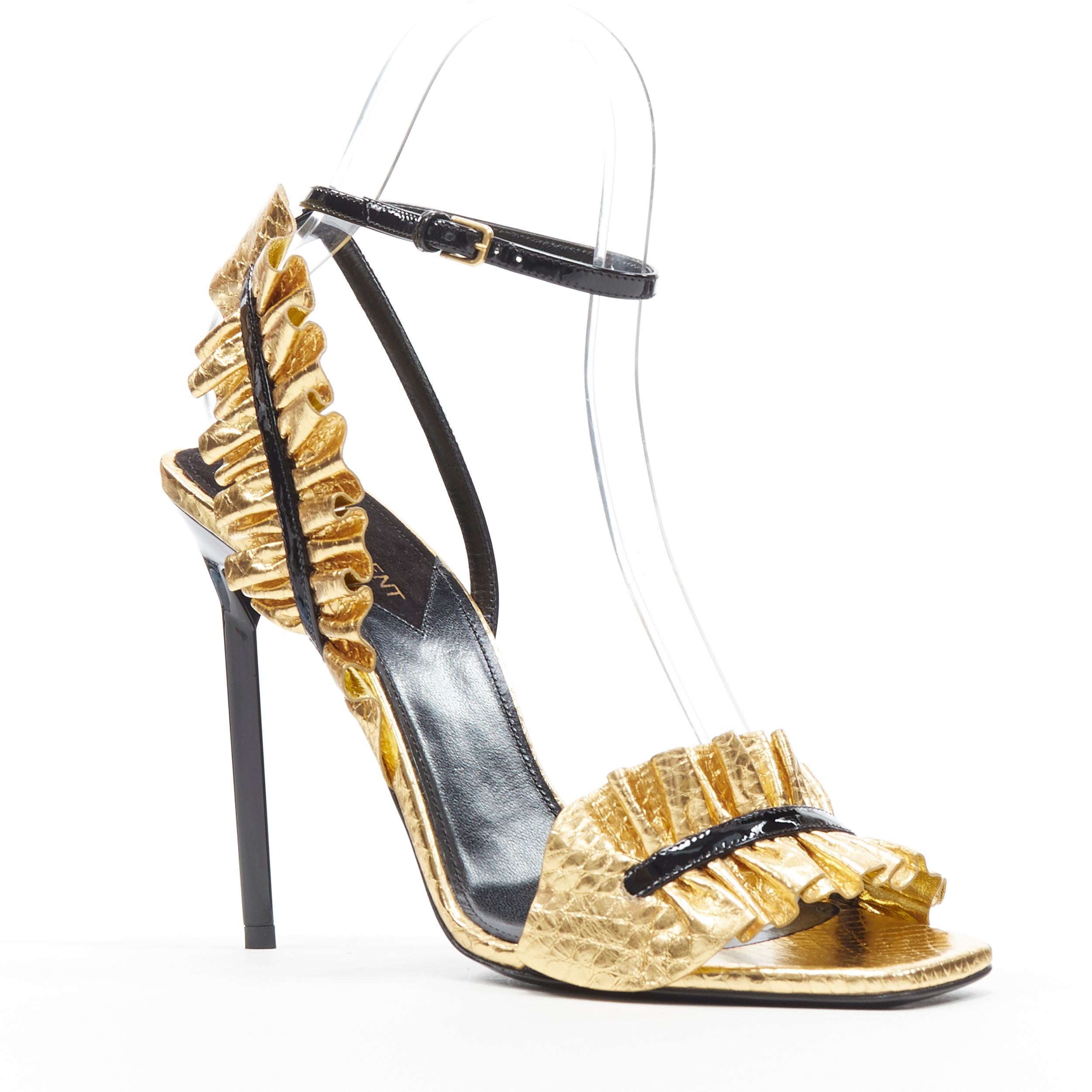 new GIUSEPPE ZANOTTI 20th Ans Cruel gold metal leaf strappy flat sandals EU38
Brand: Giuseppe Zanotti
Model Name / Style: Cruel
Material: Leather, metal
Color: Gold
Pattern: Solid
Closure: Buckle
Extra Detail: Coveted Cruel leaf design. Strappy gold