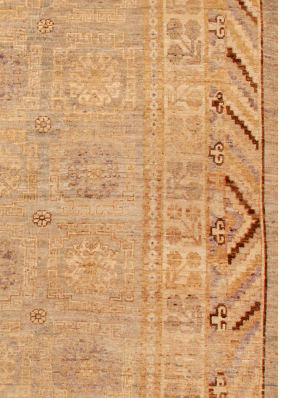 New Samarkand Rug 2 In New Condition In New York, NY